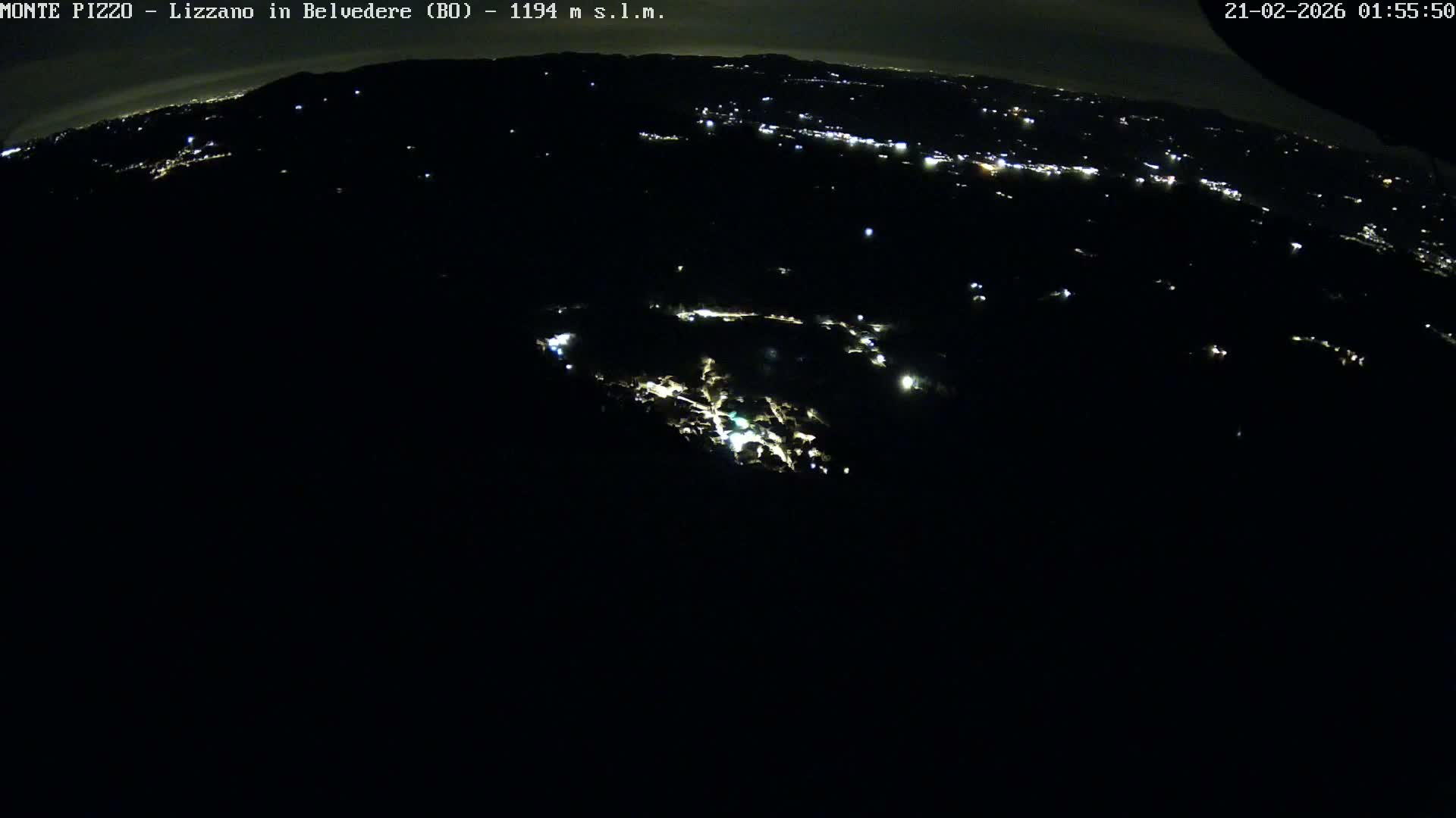 Parco Corno alle Scale, Mount Pizzo Paragliding Runway  Live Cam - Lizzano in Belvedere, Emilia-Romagna, Italy