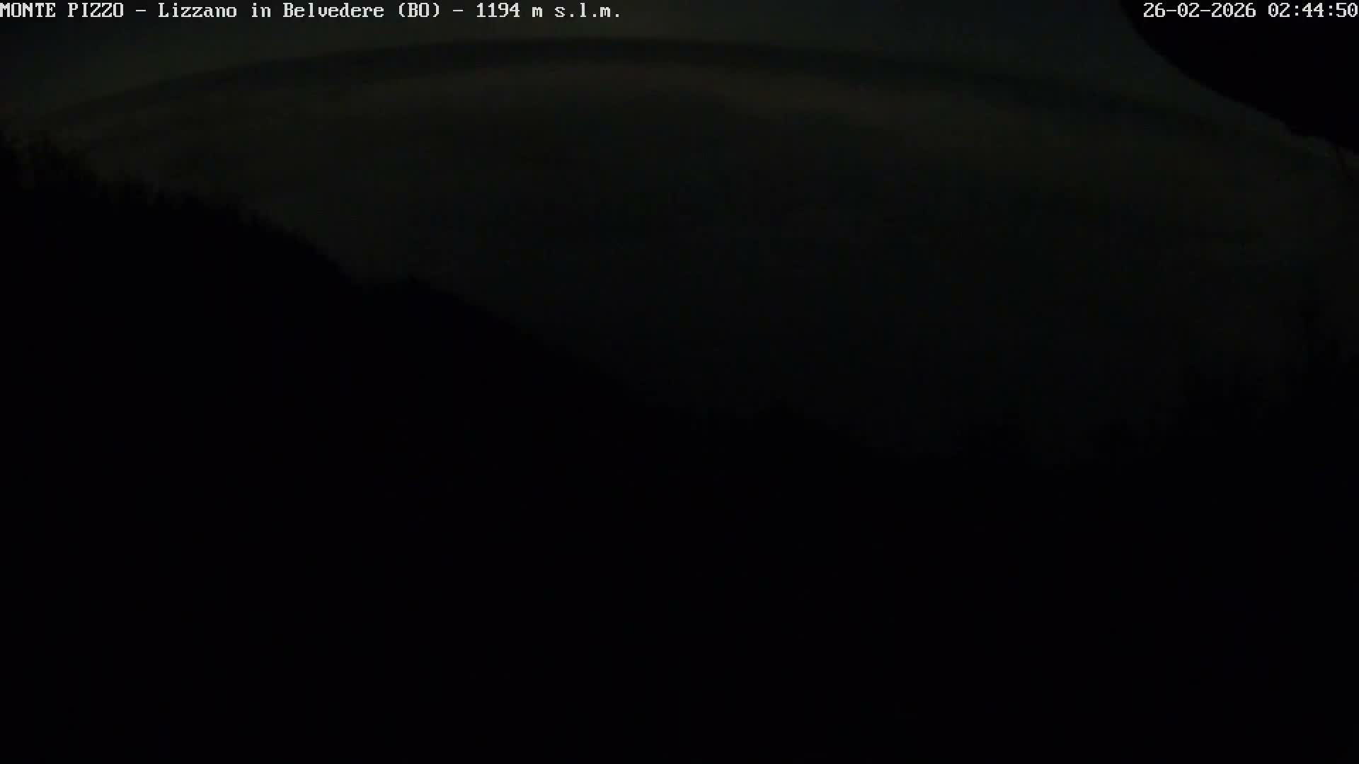 Parco Corno alle Scale, Mount Pizzo Paragliding Runway  Live Cam - Lizzano in Belvedere, Emilia-Romagna, Italy