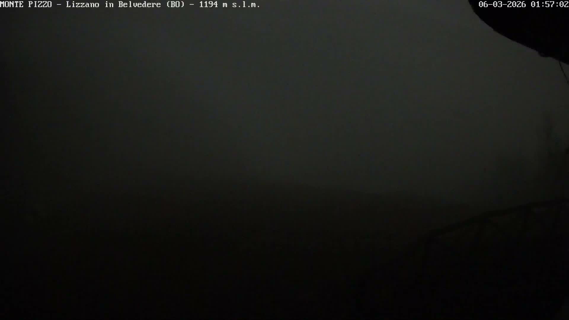Parco Corno alle Scale, Mount Pizzo Paragliding Runway  Live Cam - Lizzano in Belvedere, Emilia-Romagna, Italy