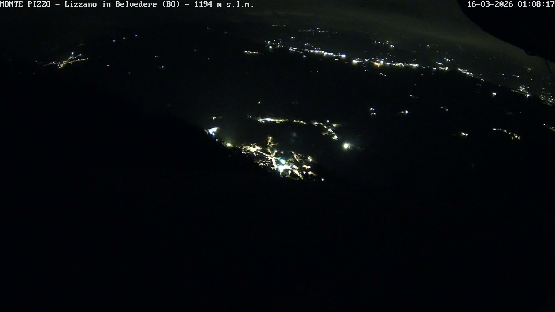 Parco Corno alle Scale, Mount Pizzo Paragliding Runway  Live Cam - Lizzano in Belvedere, Emilia-Romagna, Italy