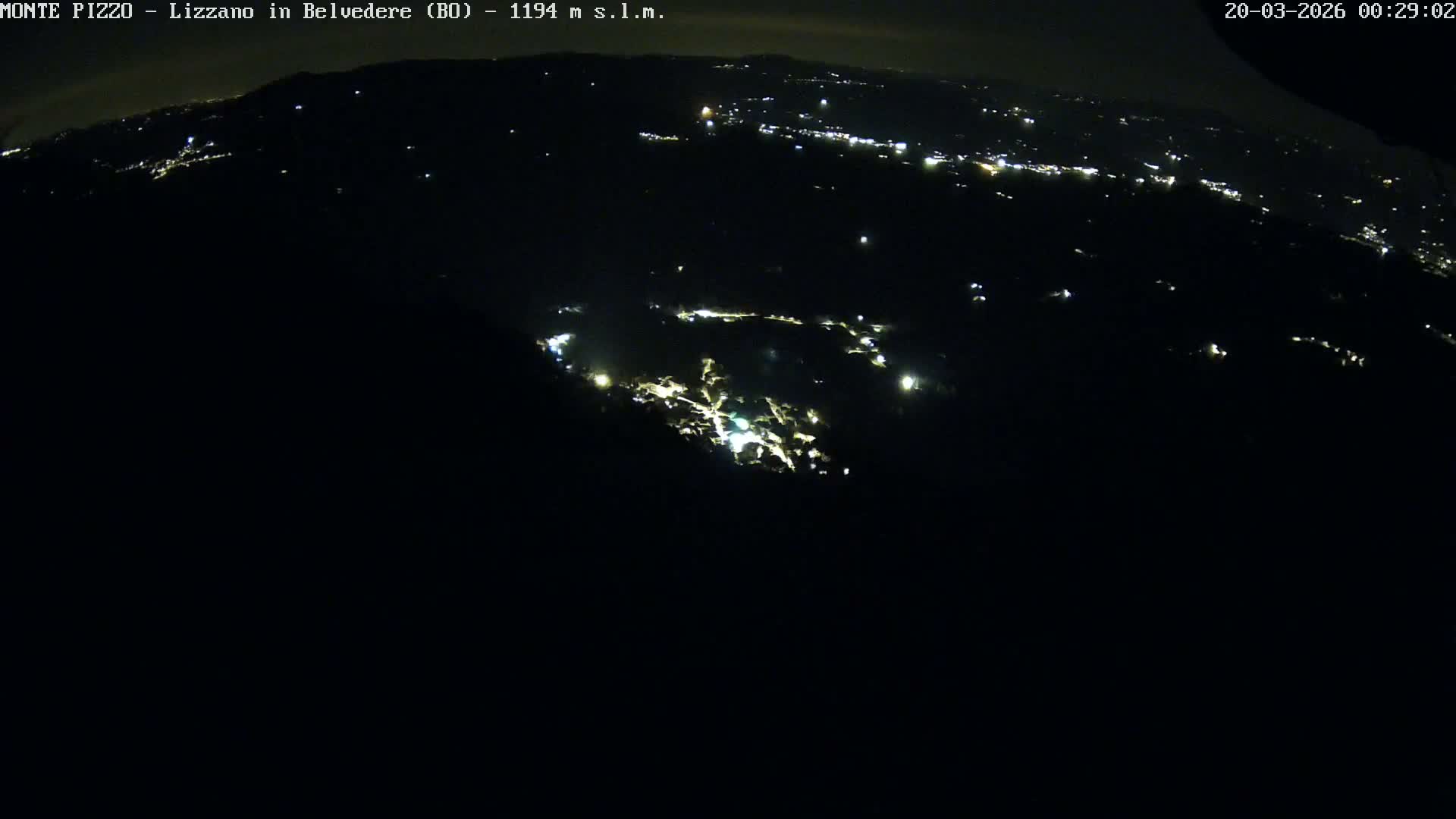 Parco Corno alle Scale, Mount Pizzo Paragliding Runway  Live Cam - Lizzano in Belvedere, Emilia-Romagna, Italy