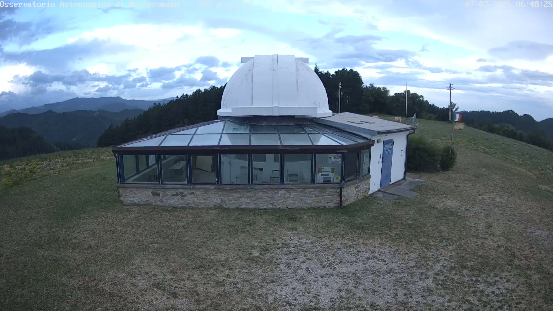 Brisighella, Mount Romano Astronomical Observatory Live Cam - Ravenna, Italy