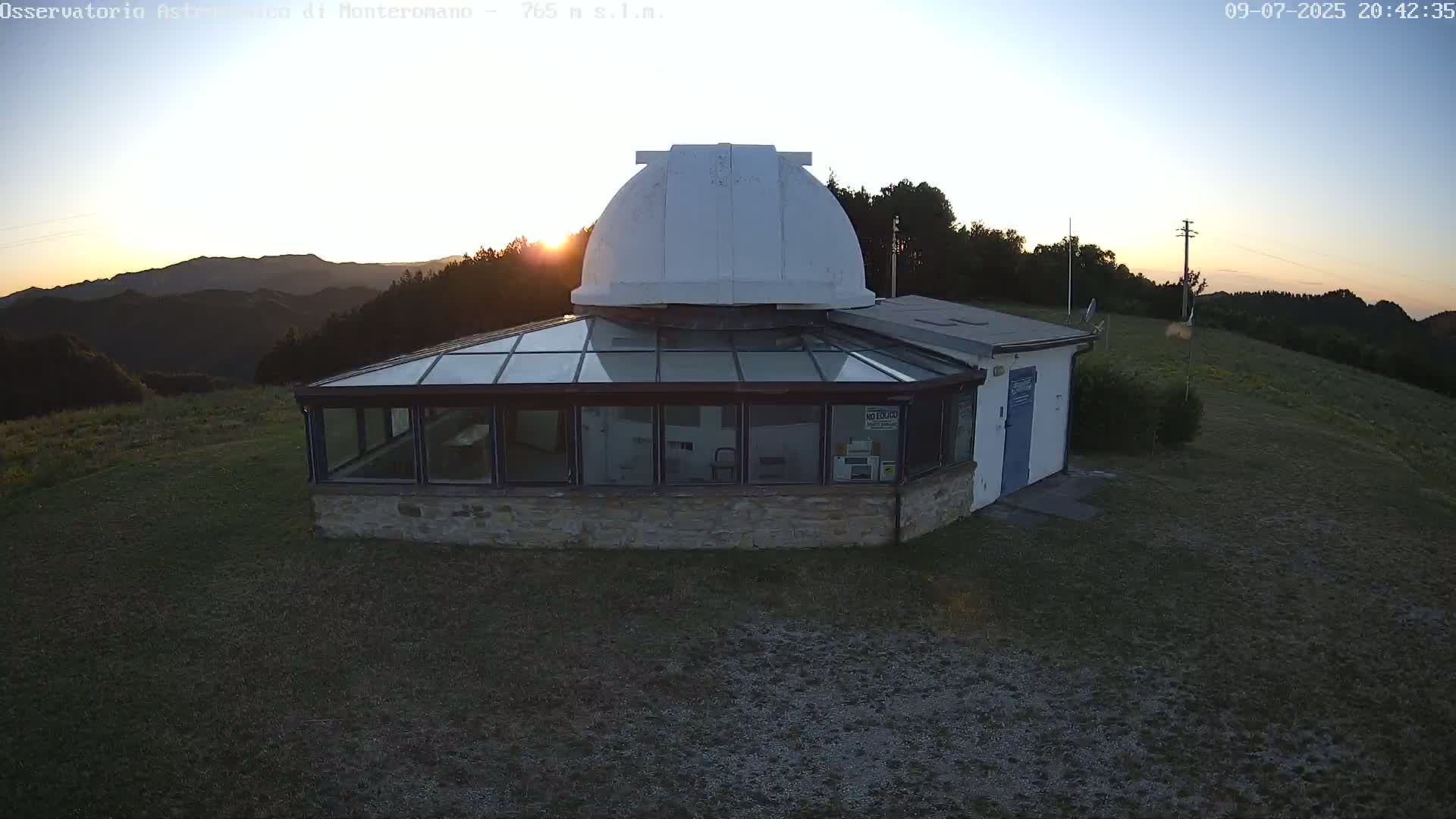 Brisighella, Mount Romano Astronomical Observatory Live Cam - Ravenna, Italy