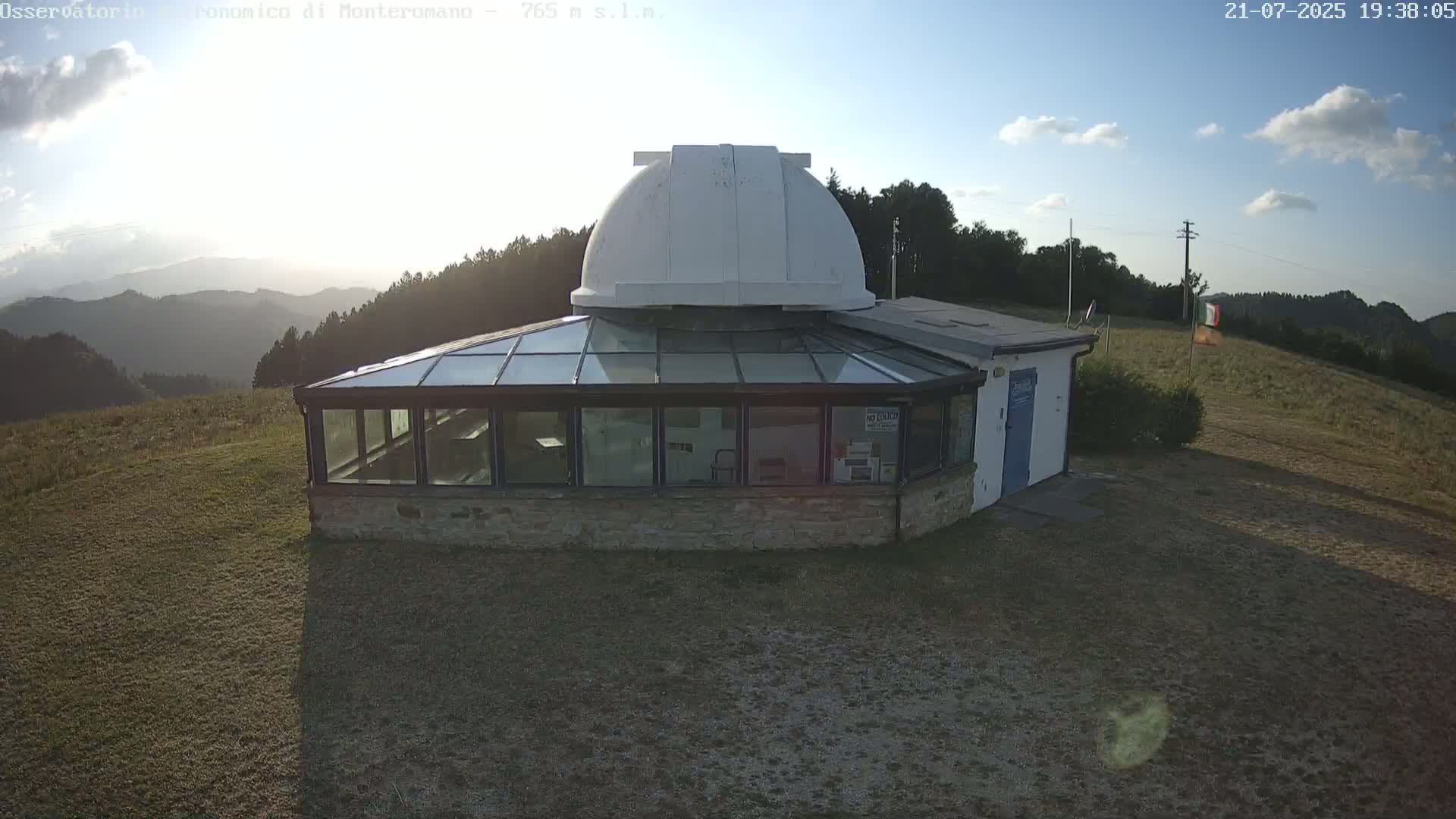 Brisighella, Mount Romano Astronomical Observatory Live Cam - Ravenna, Italy