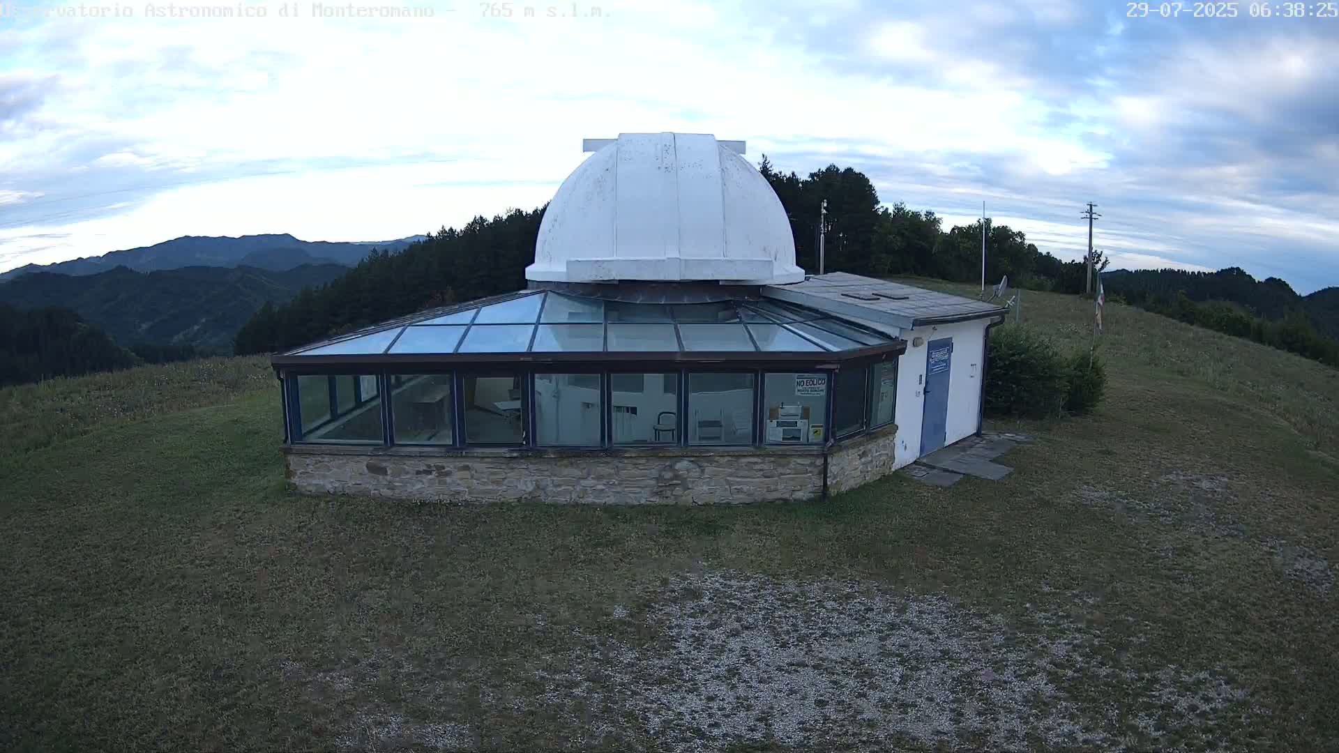 Brisighella, Mount Romano Astronomical Observatory Live Cam - Ravenna, Italy