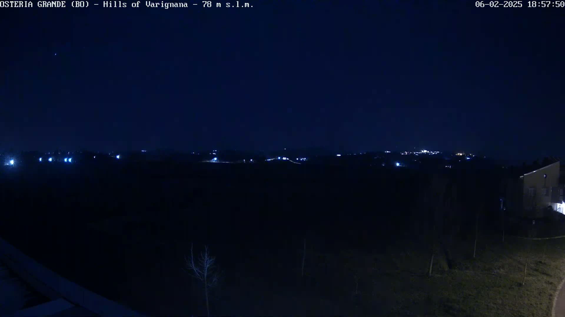 Osteria Grande, Castle San Pietro Live Cam - Bologna, Emilia-Romagna, Italy