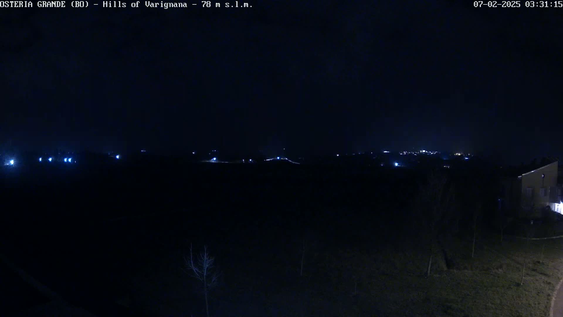 Osteria Grande, Castle San Pietro Live Cam - Bologna, Emilia-Romagna, Italy