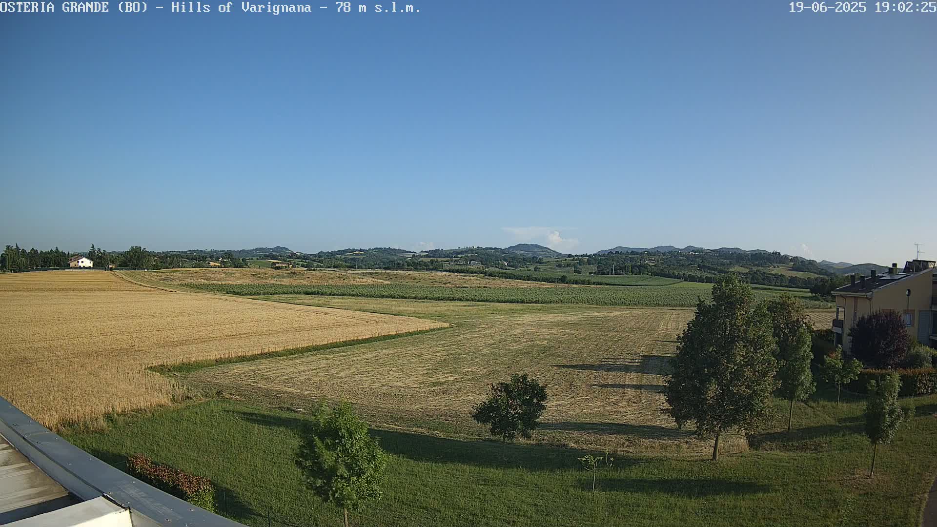 Osteria Grande, Castle San Pietro Live Cam - Bologna, Emilia-Romagna, Italy