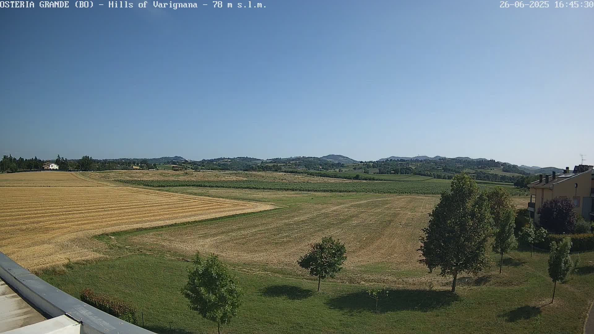 Osteria Grande, Castle San Pietro Live Cam - Bologna, Emilia-Romagna, Italy