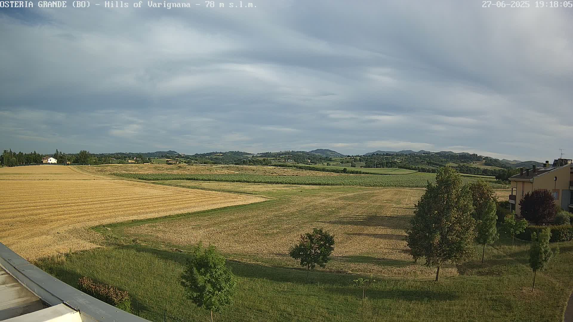 Osteria Grande, Castle San Pietro Live Cam - Bologna, Emilia-Romagna, Italy