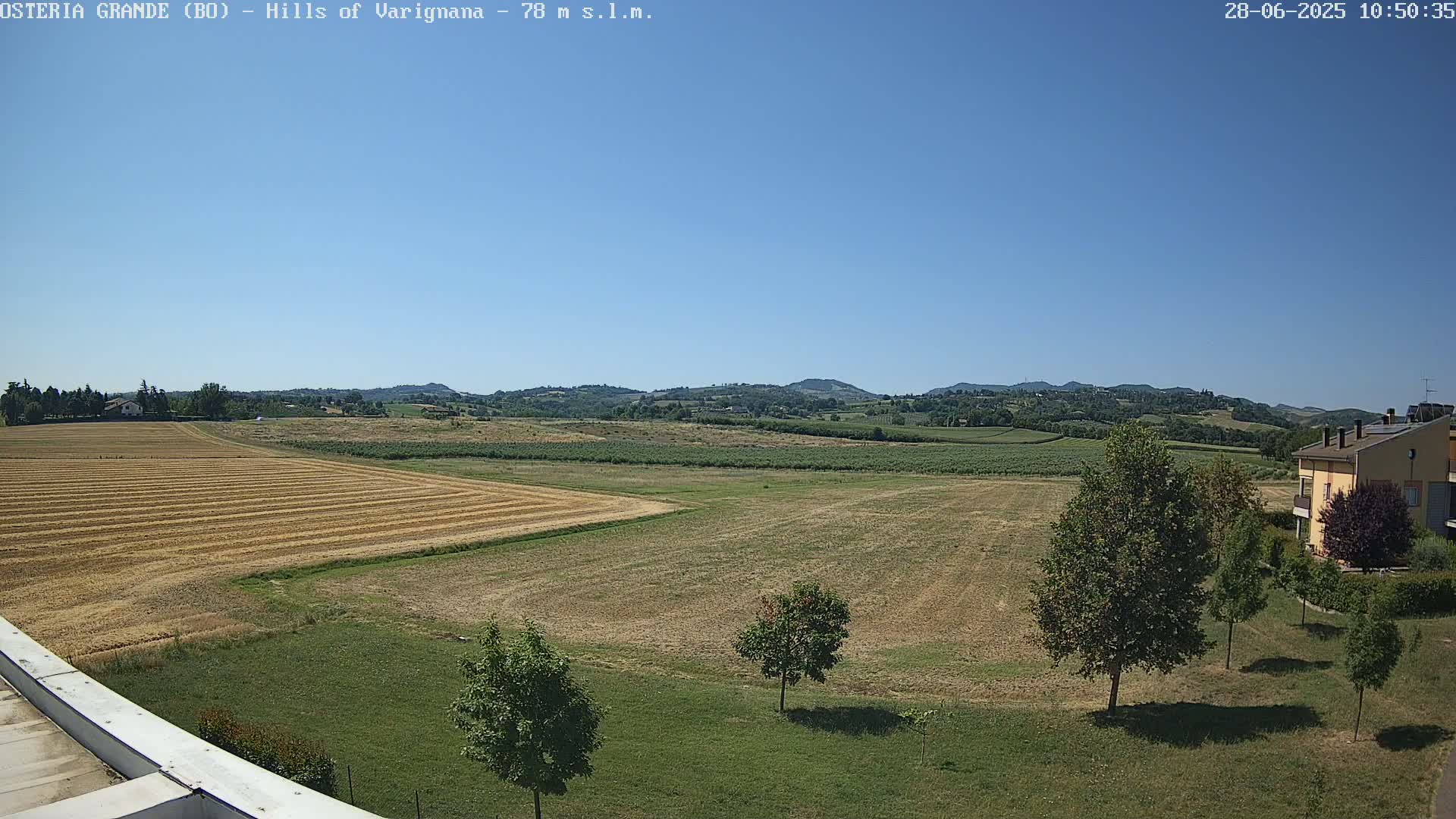 Osteria Grande, Castle San Pietro Live Cam - Bologna, Emilia-Romagna, Italy