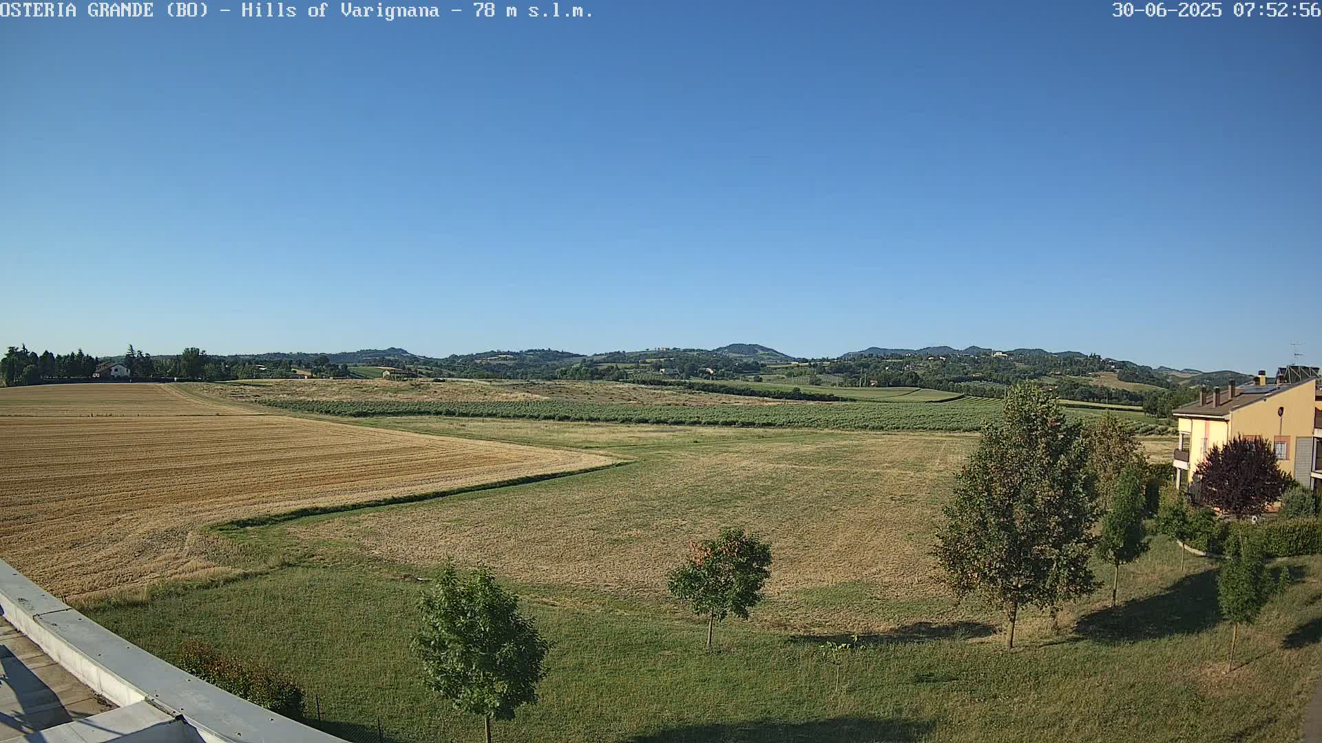 Osteria Grande, Castle San Pietro Live Cam - Bologna, Emilia-Romagna, Italy