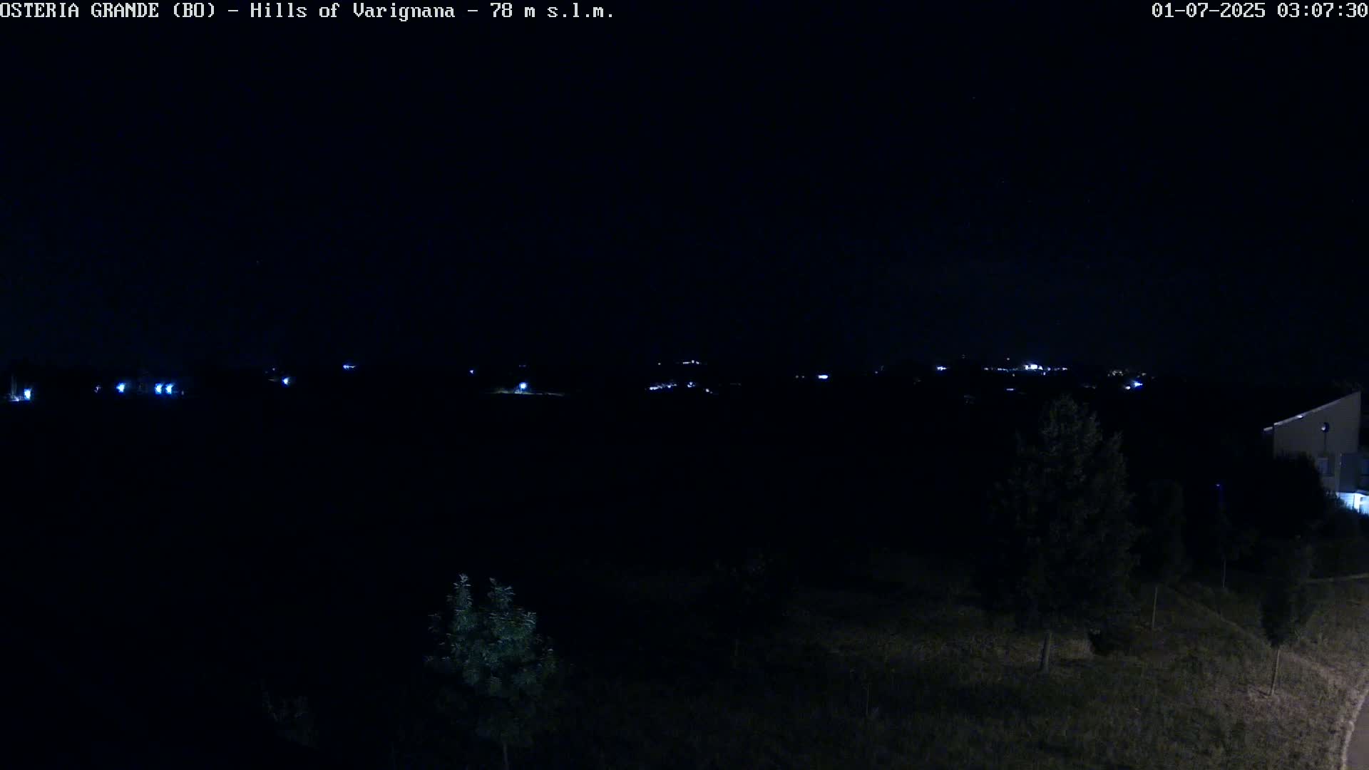 Osteria Grande, Castle San Pietro Live Cam - Bologna, Emilia-Romagna, Italy