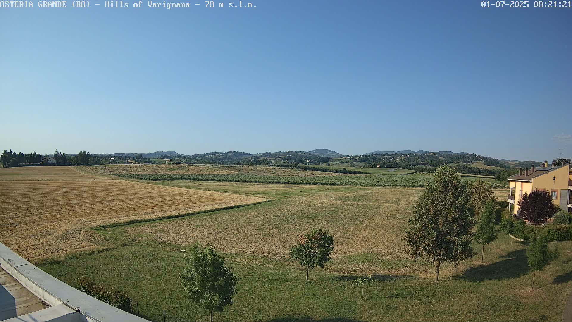Osteria Grande, Castle San Pietro Live Cam - Bologna, Emilia-Romagna, Italy