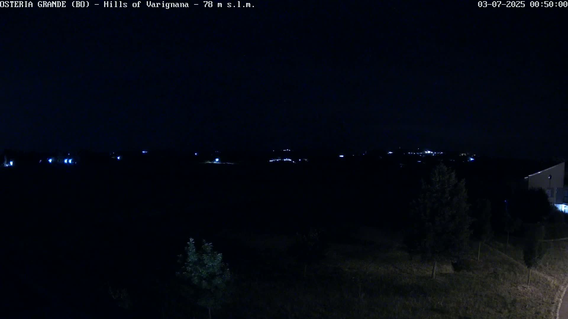 Osteria Grande, Castle San Pietro Live Cam - Bologna, Emilia-Romagna, Italy