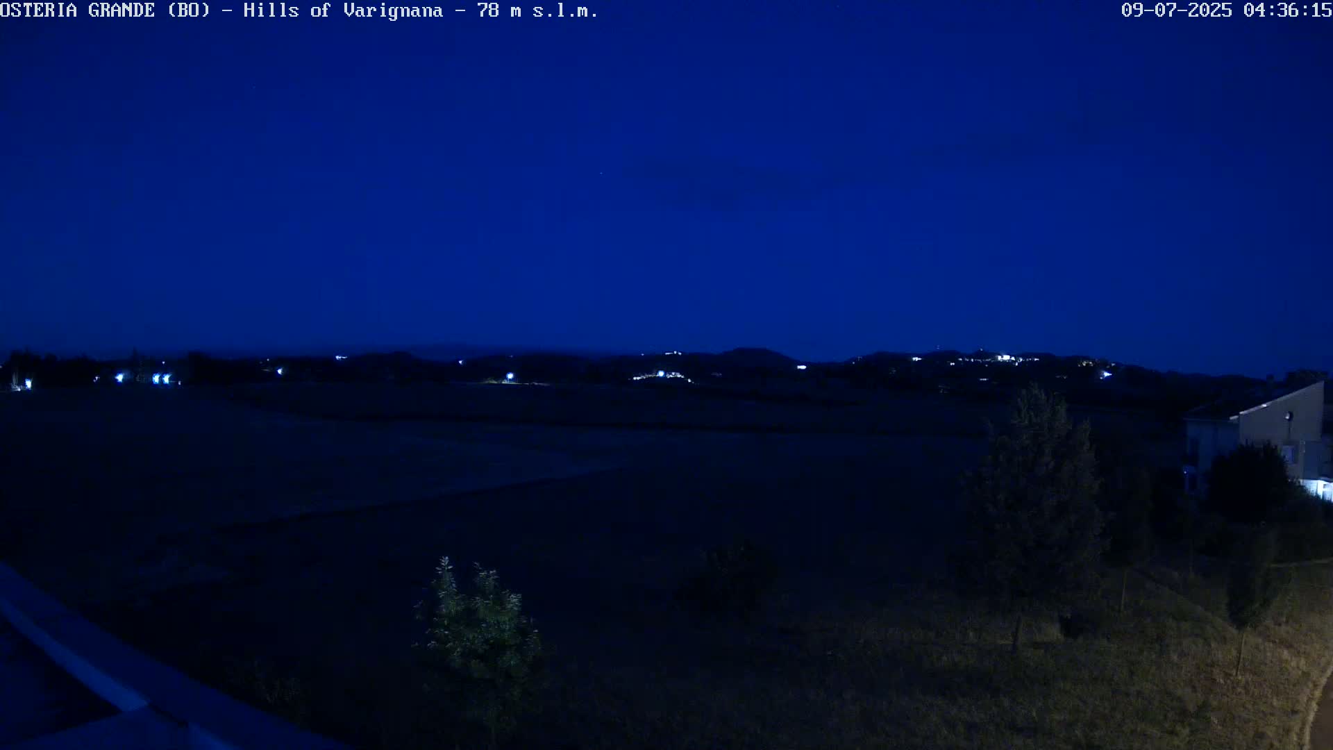 Osteria Grande, Castle San Pietro Live Cam - Bologna, Emilia-Romagna, Italy