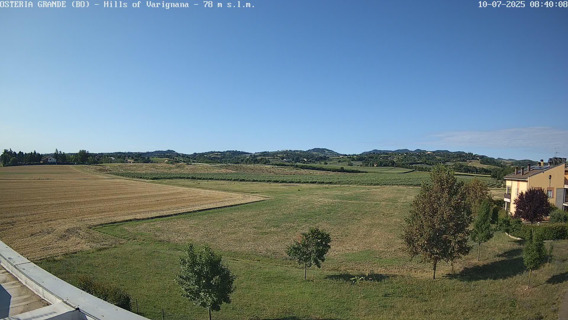 Osteria Grande, Castle San Pietro Live Cam - Bologna, Emilia-Romagna, Italy