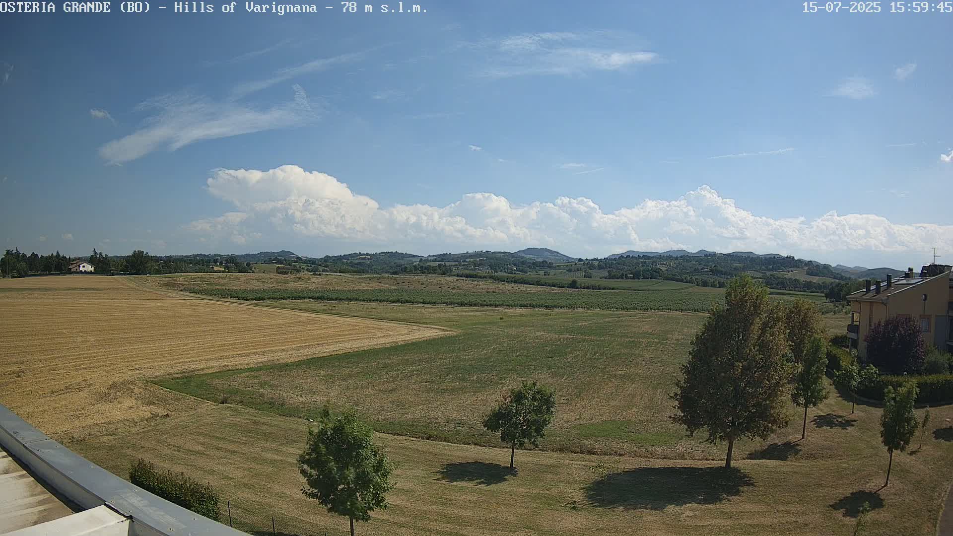 Osteria Grande, Castle San Pietro Live Cam - Bologna, Emilia-Romagna, Italy