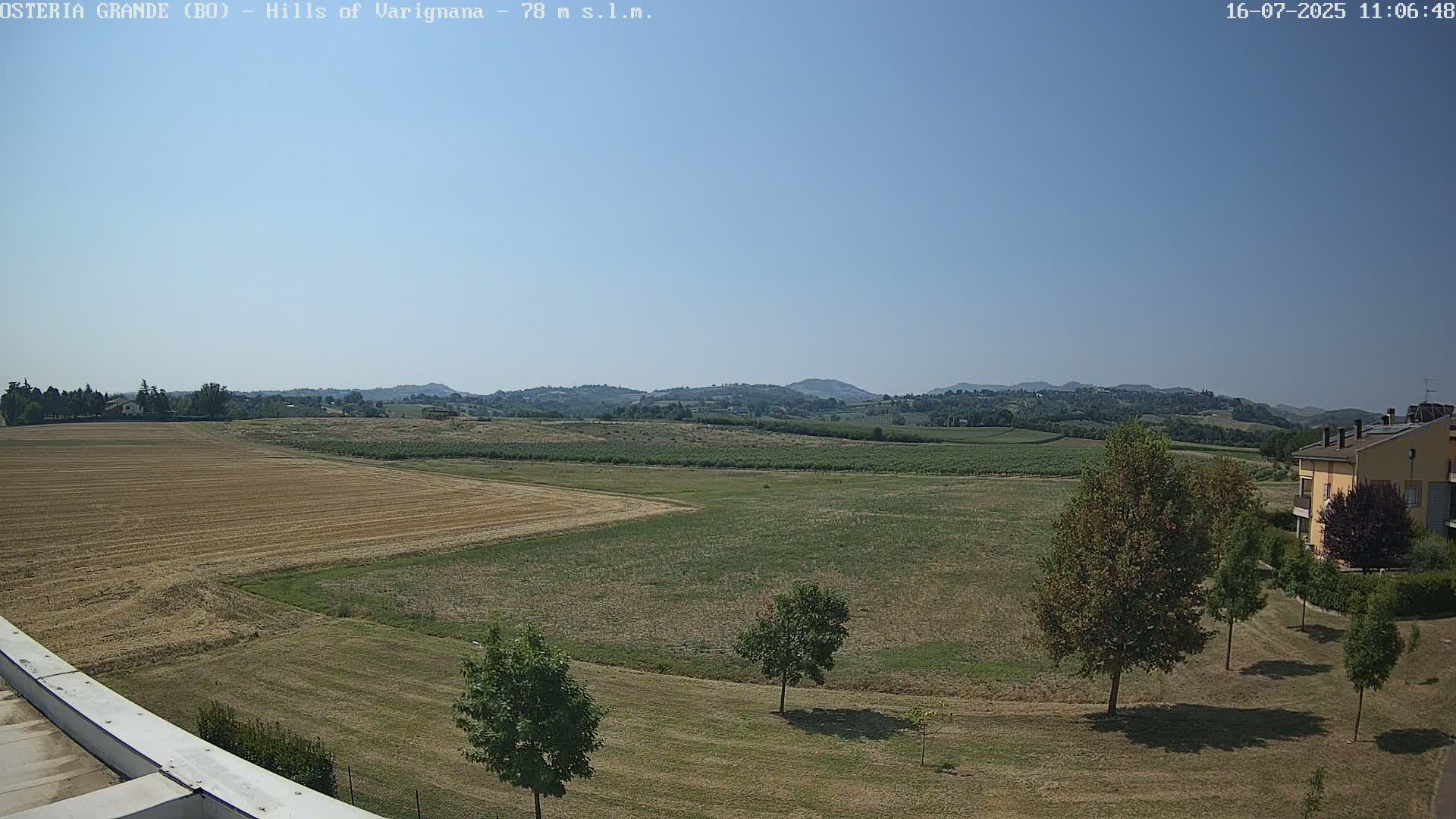 Osteria Grande, Castle San Pietro Live Cam - Bologna, Emilia-Romagna, Italy