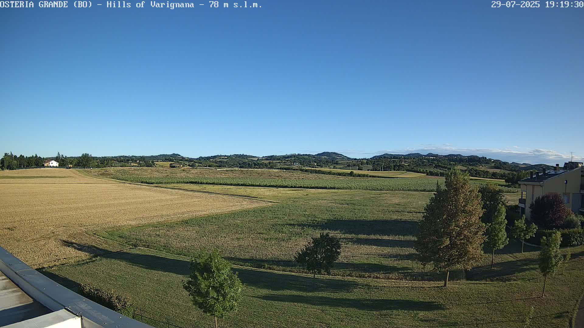 Osteria Grande, Castle San Pietro Live Cam - Bologna, Emilia-Romagna, Italy