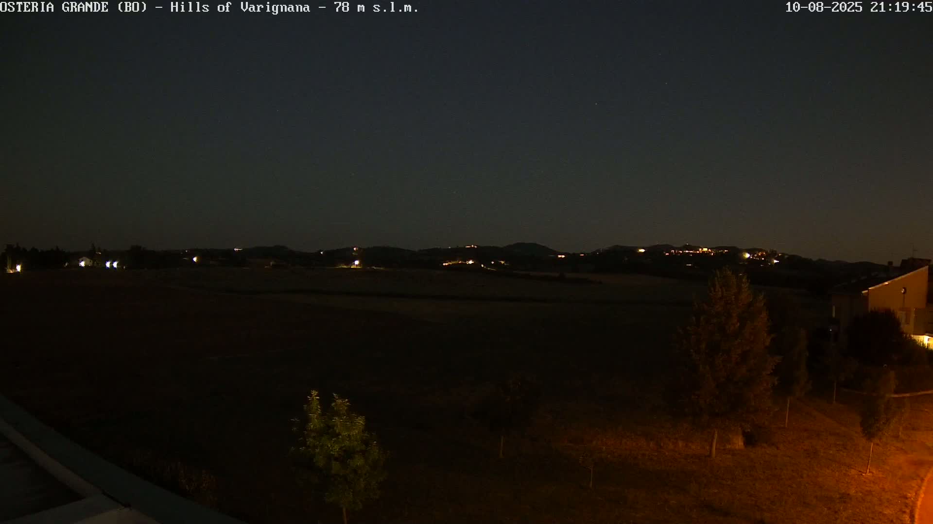Osteria Grande, Castle San Pietro Live Cam - Bologna, Emilia-Romagna, Italy