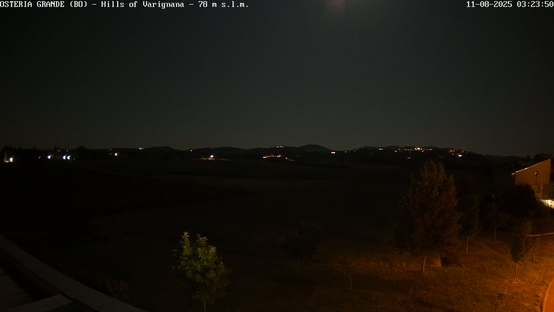 Osteria Grande, Castle San Pietro Live Cam - Bologna, Emilia-Romagna, Italy