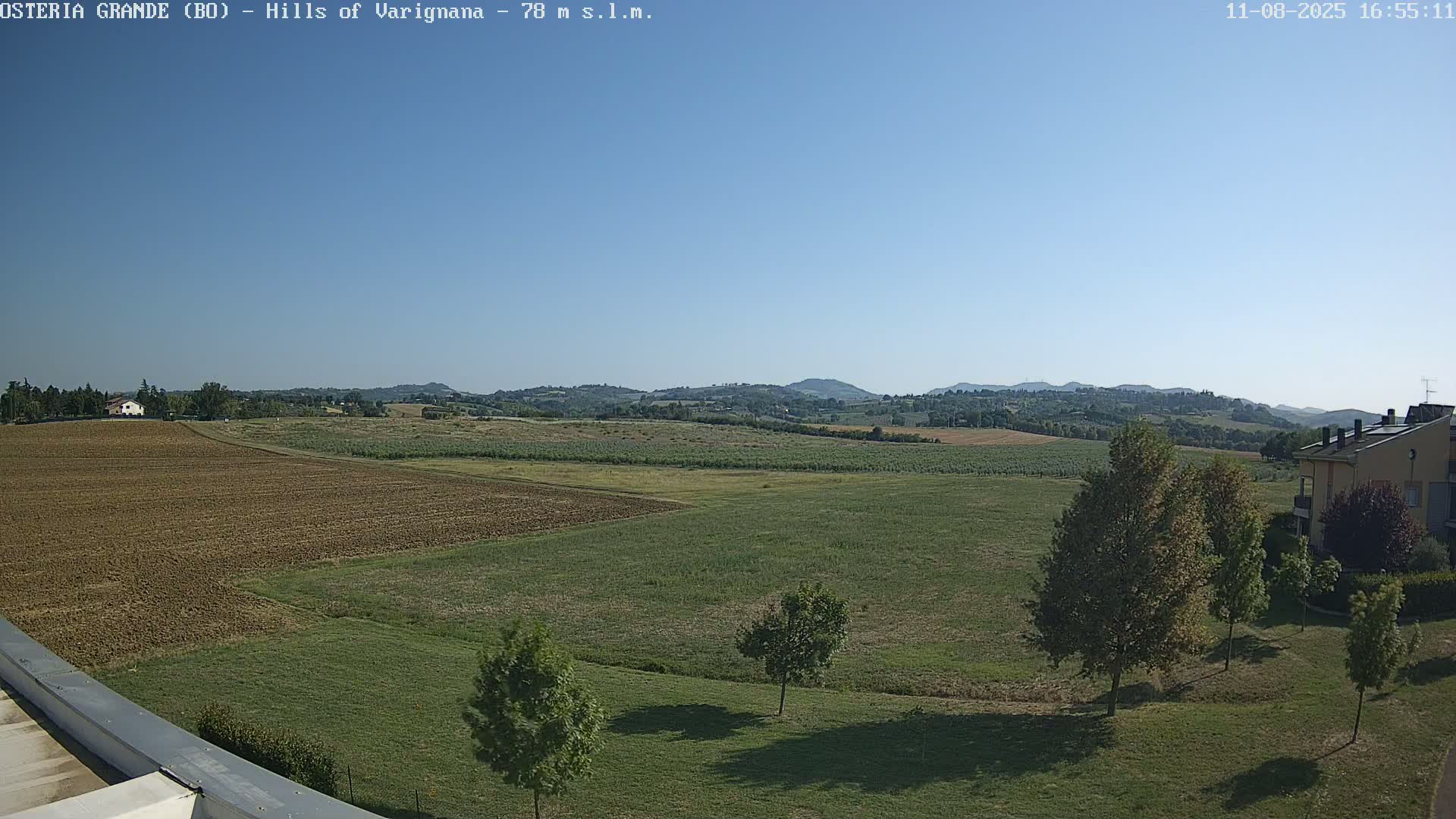Osteria Grande, Castle San Pietro Live Cam - Bologna, Emilia-Romagna, Italy