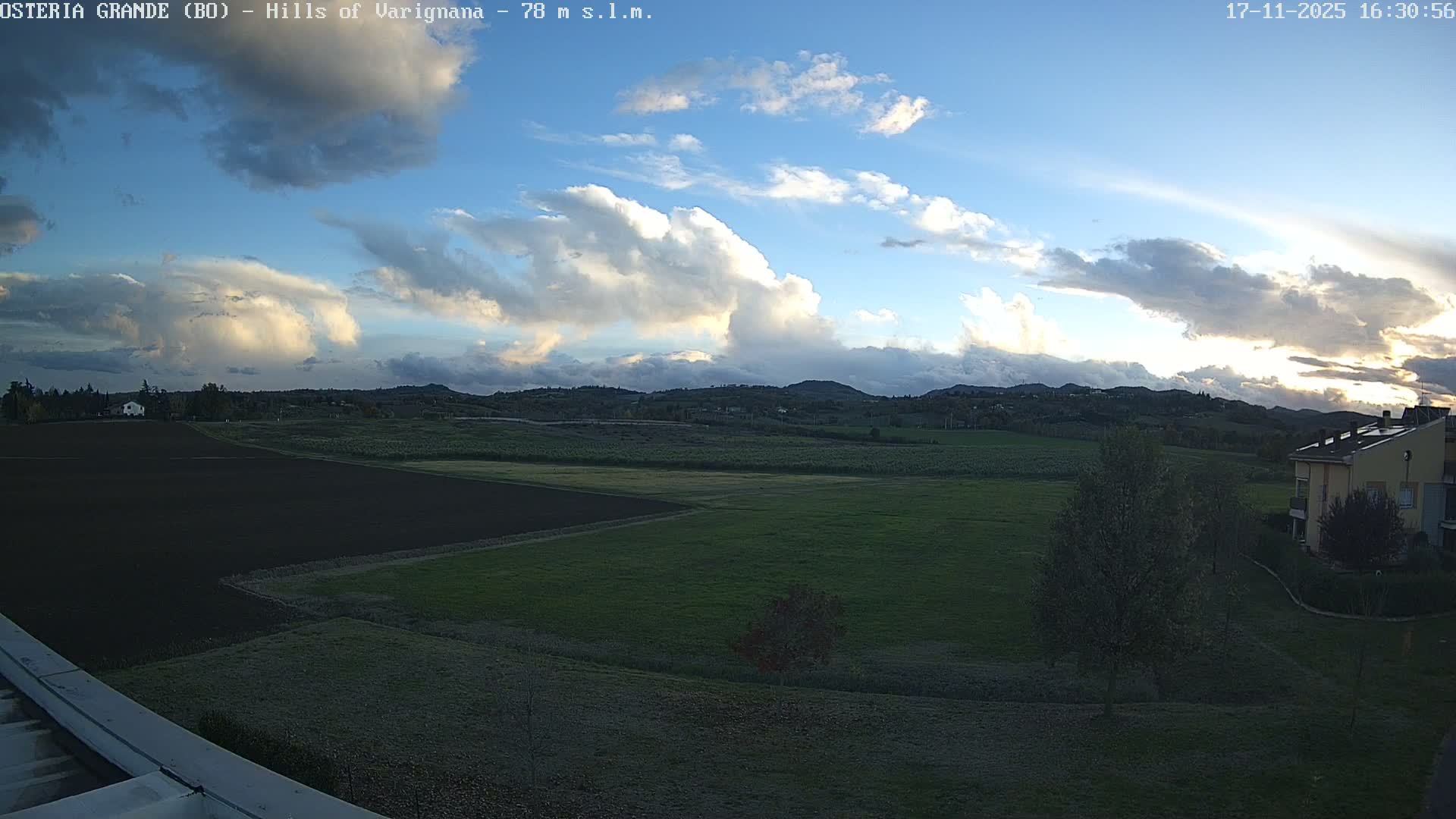 Osteria Grande, Castle San Pietro Live Cam - Bologna, Emilia-Romagna, Italy