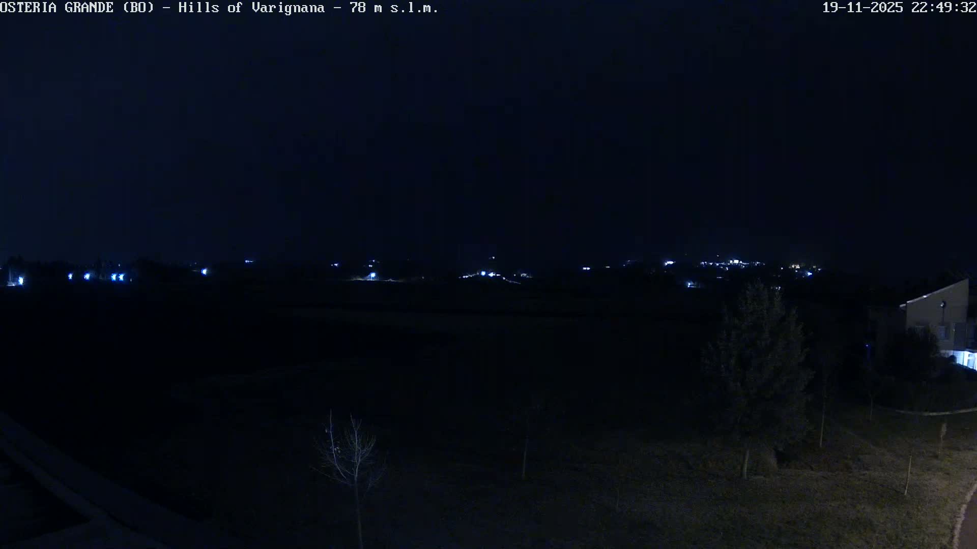 Osteria Grande, Castle San Pietro Live Cam - Bologna, Emilia-Romagna, Italy