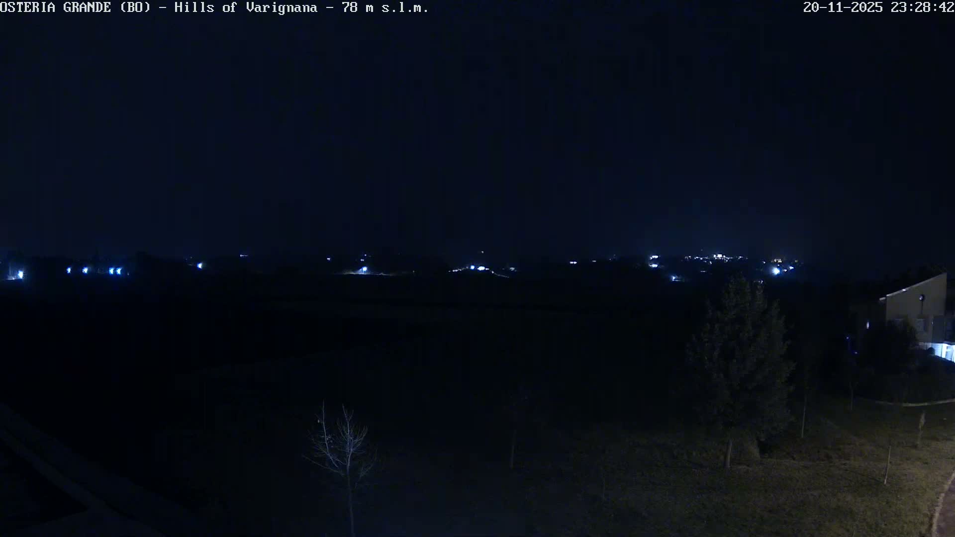 Osteria Grande, Castle San Pietro Live Cam - Bologna, Emilia-Romagna, Italy