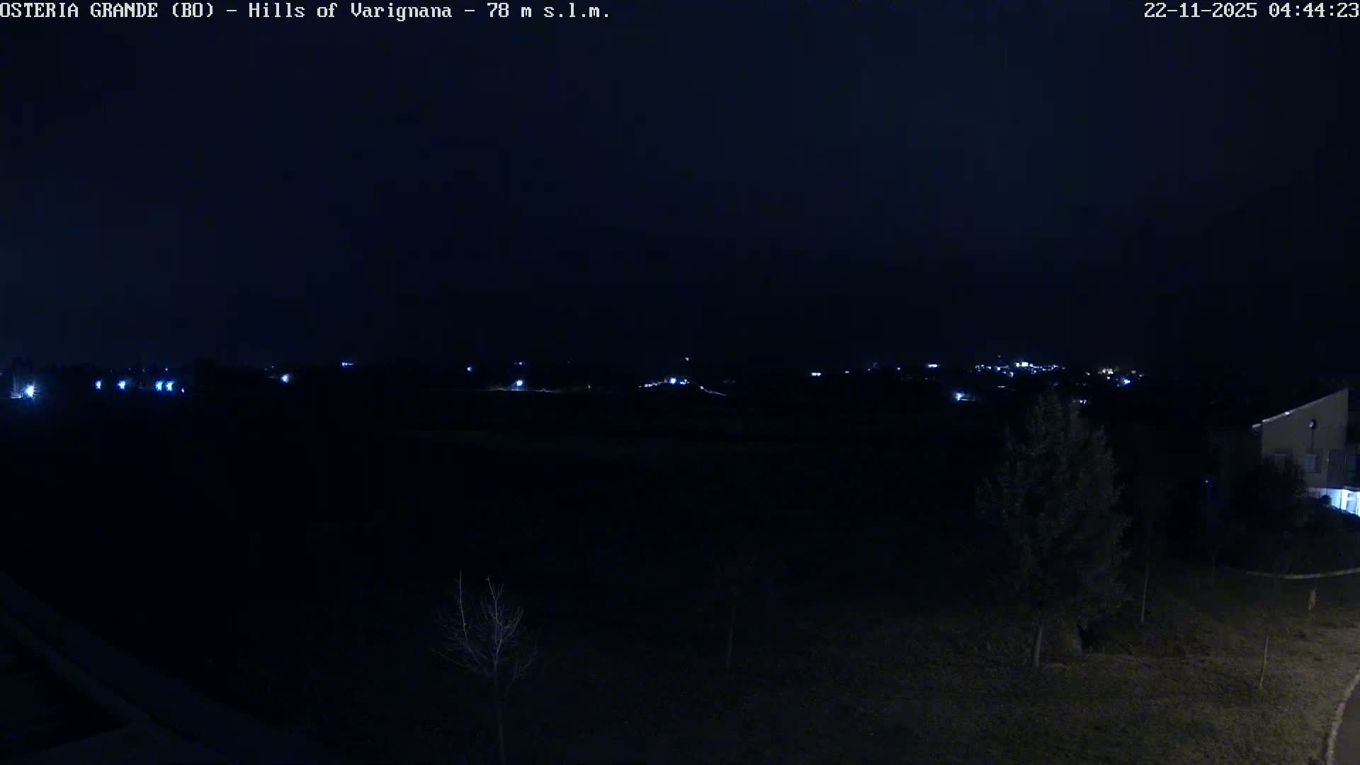 Osteria Grande, Castle San Pietro Live Cam - Bologna, Emilia-Romagna, Italy