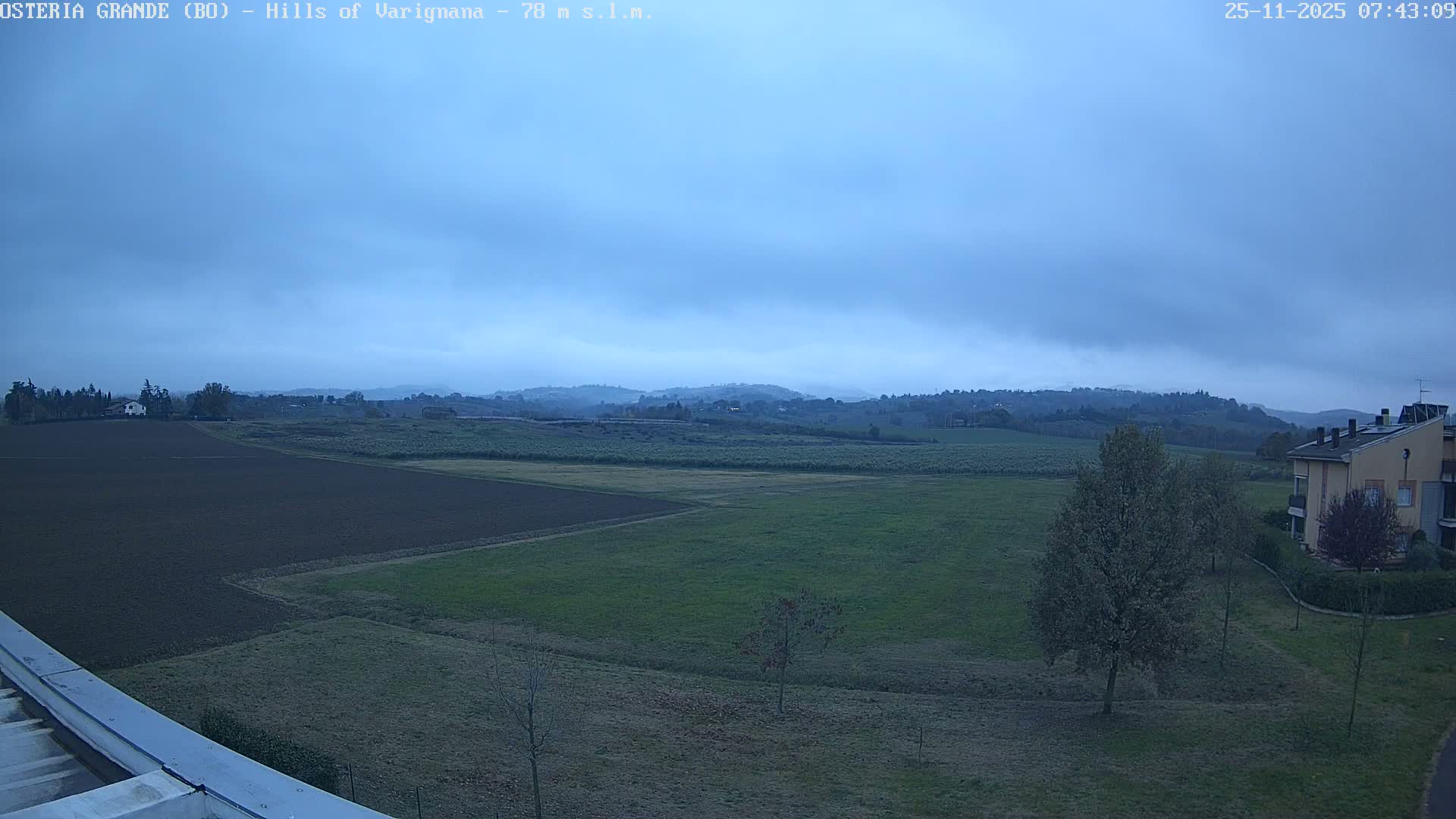 Osteria Grande, Castle San Pietro Live Cam - Bologna, Emilia-Romagna, Italy