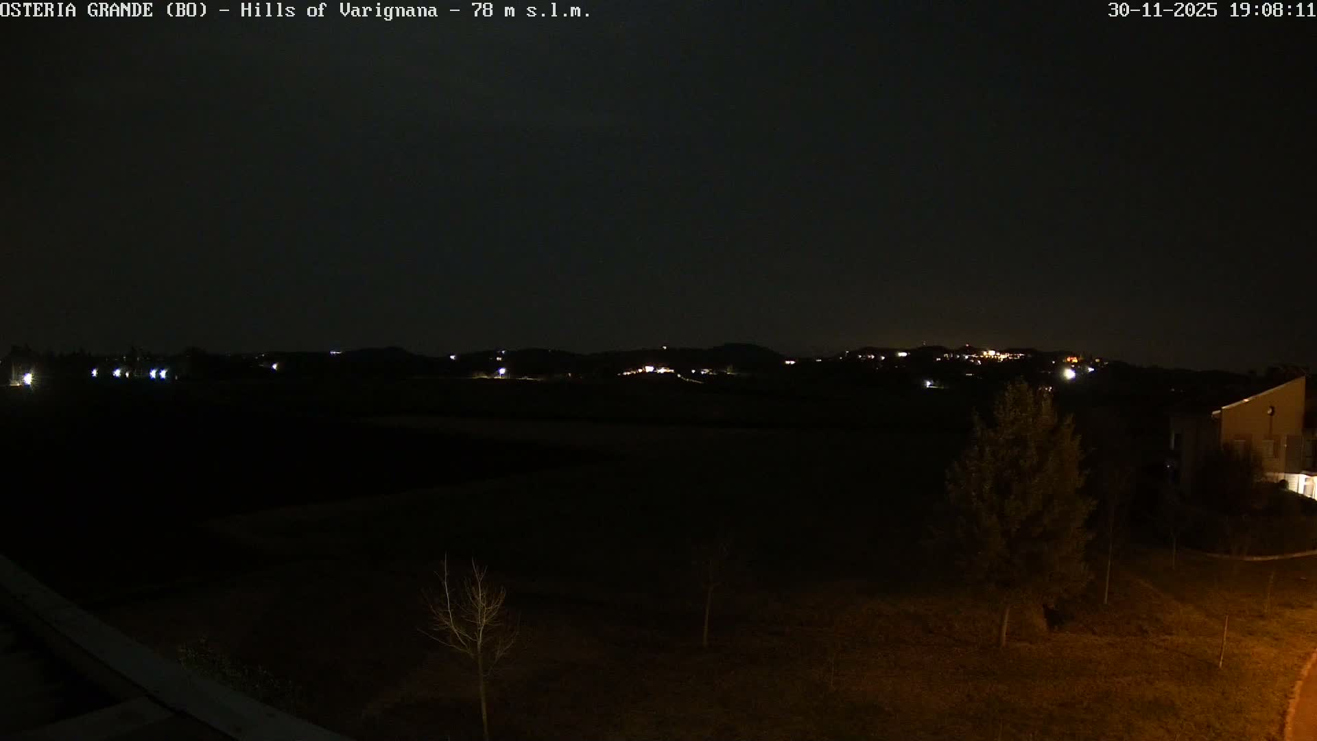 Osteria Grande, Castle San Pietro Live Cam - Bologna, Emilia-Romagna, Italy