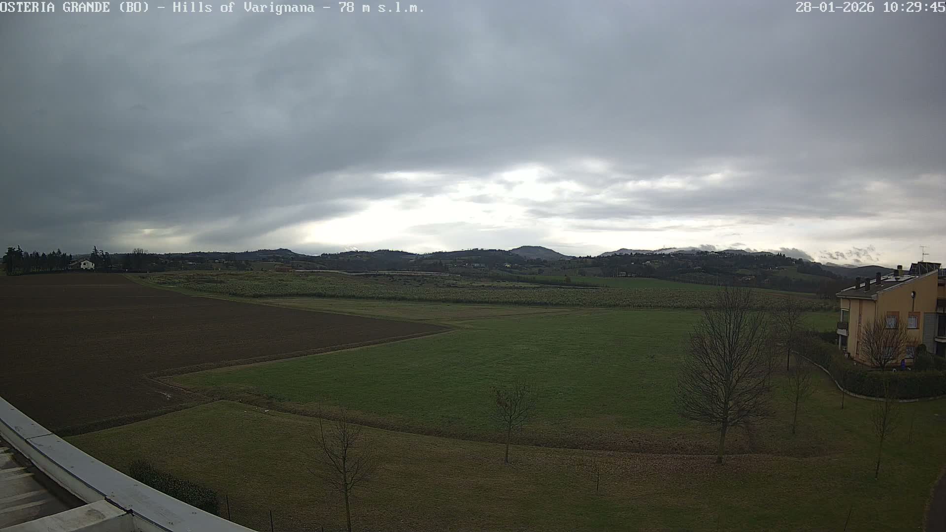 Osteria Grande, Castle San Pietro Live Cam - Bologna, Emilia-Romagna, Italy