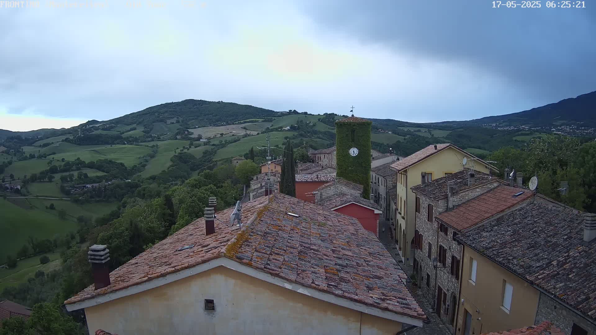 Frontino, Old Town Live Cam - Pesaro & Urbino, Marche, Italy