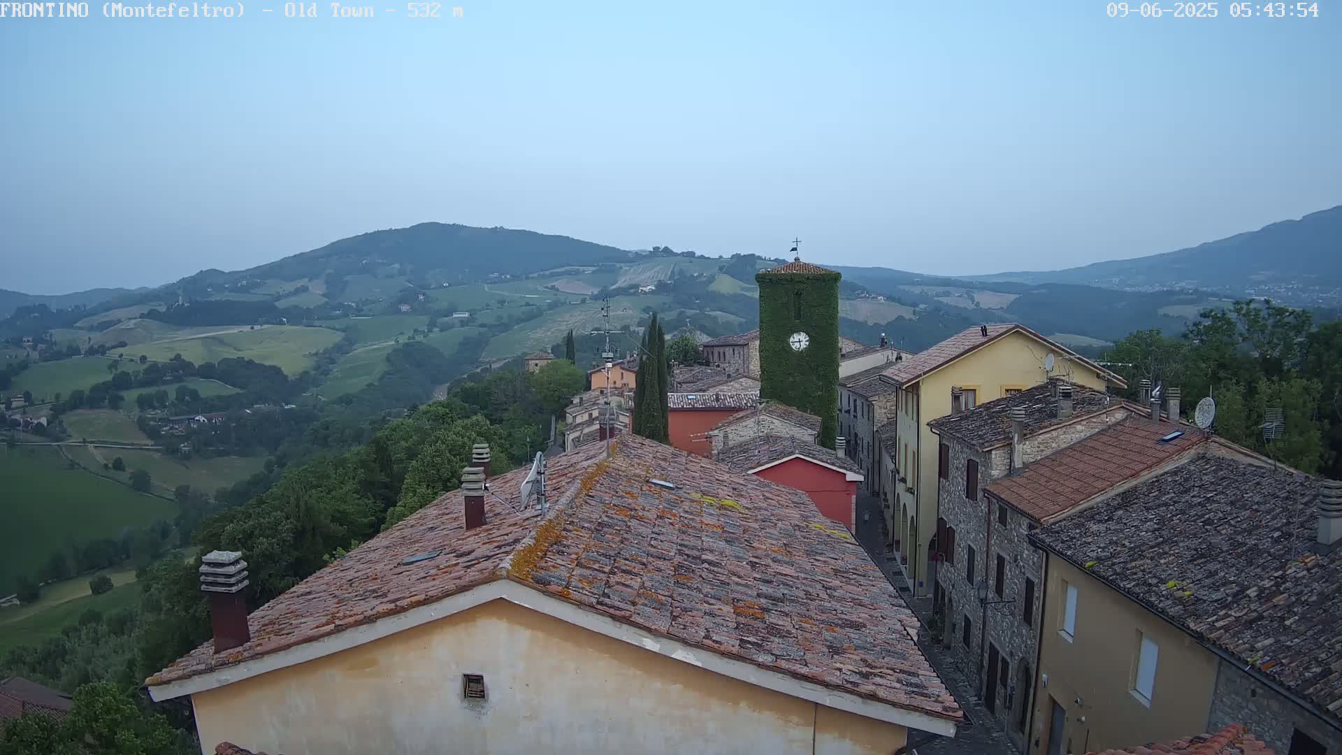 Frontino, Old Town Live Cam - Pesaro & Urbino, Marche, Italy