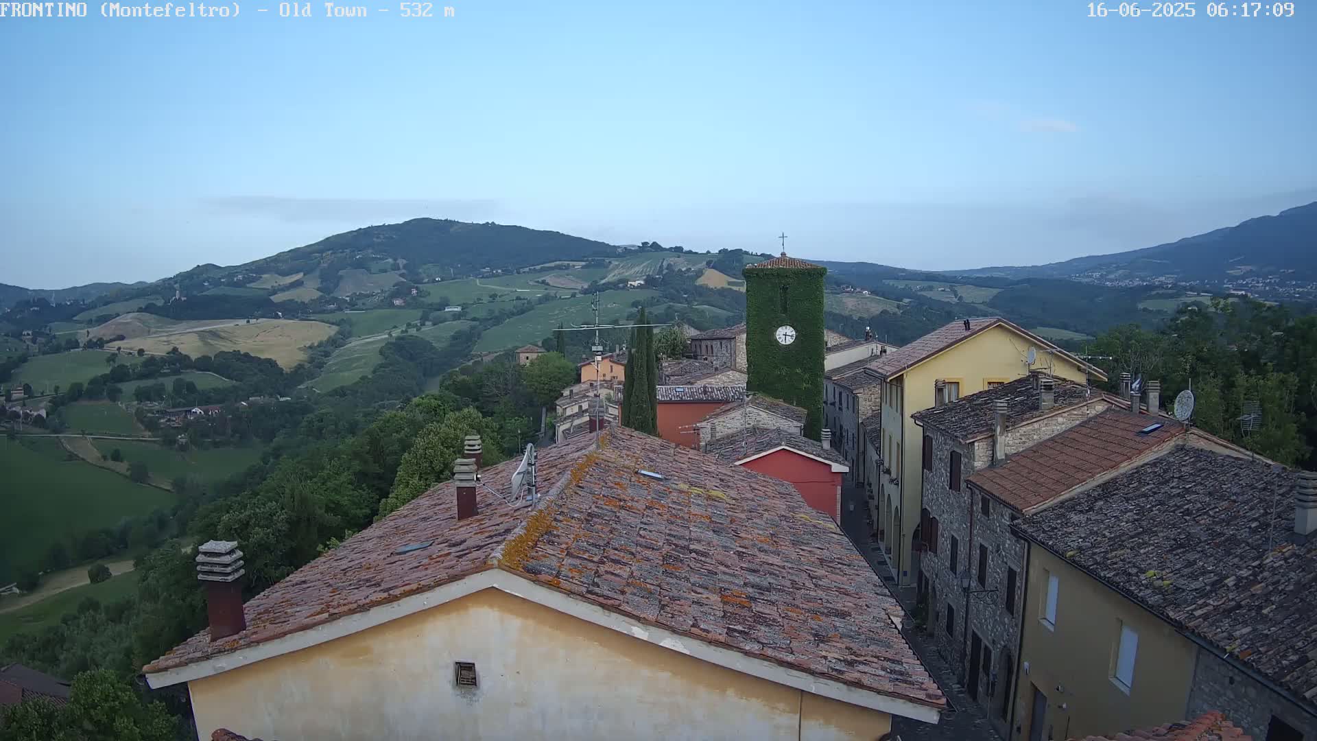 Frontino, Old Town Live Cam - Pesaro & Urbino, Marche, Italy