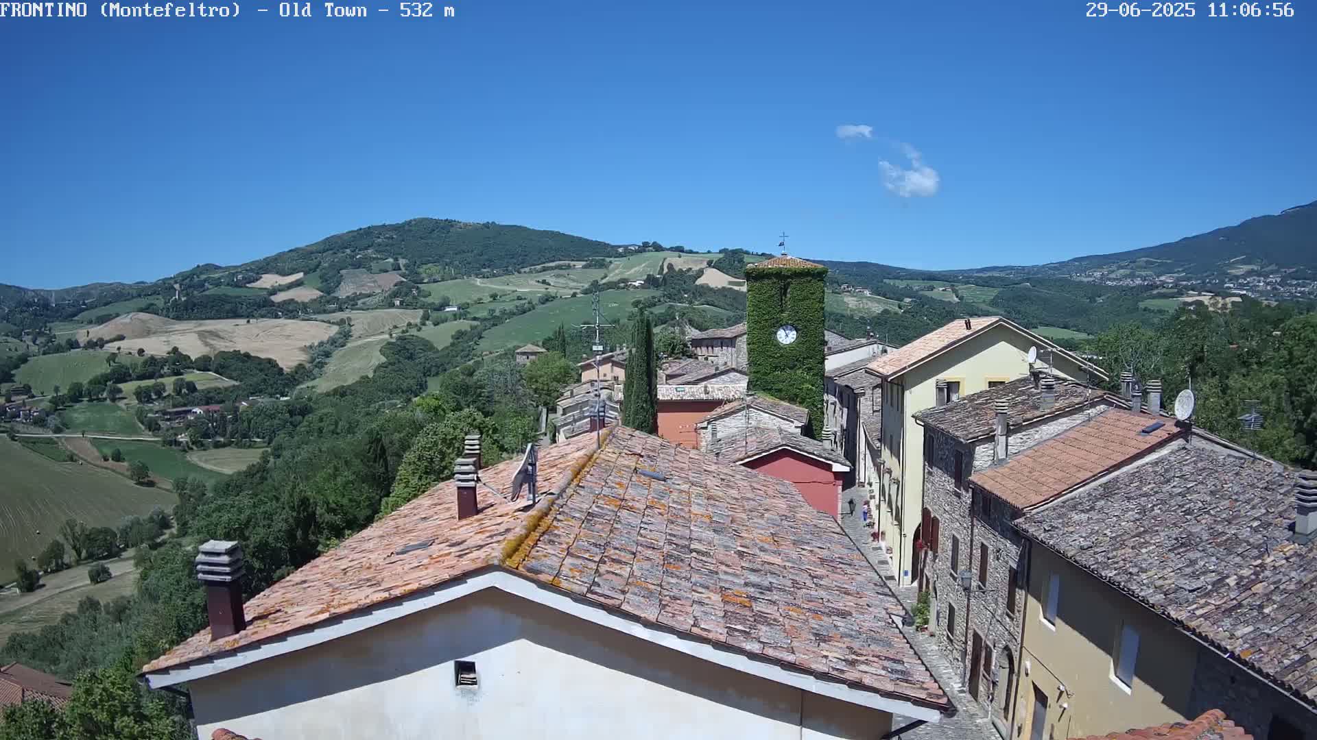 Frontino, Old Town Live Cam - Pesaro & Urbino, Marche, Italy