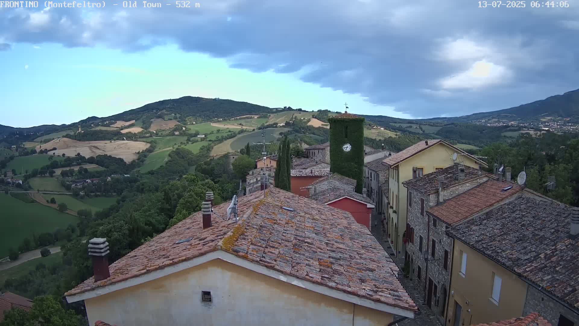 Frontino, Old Town Live Cam - Pesaro & Urbino, Marche, Italy
