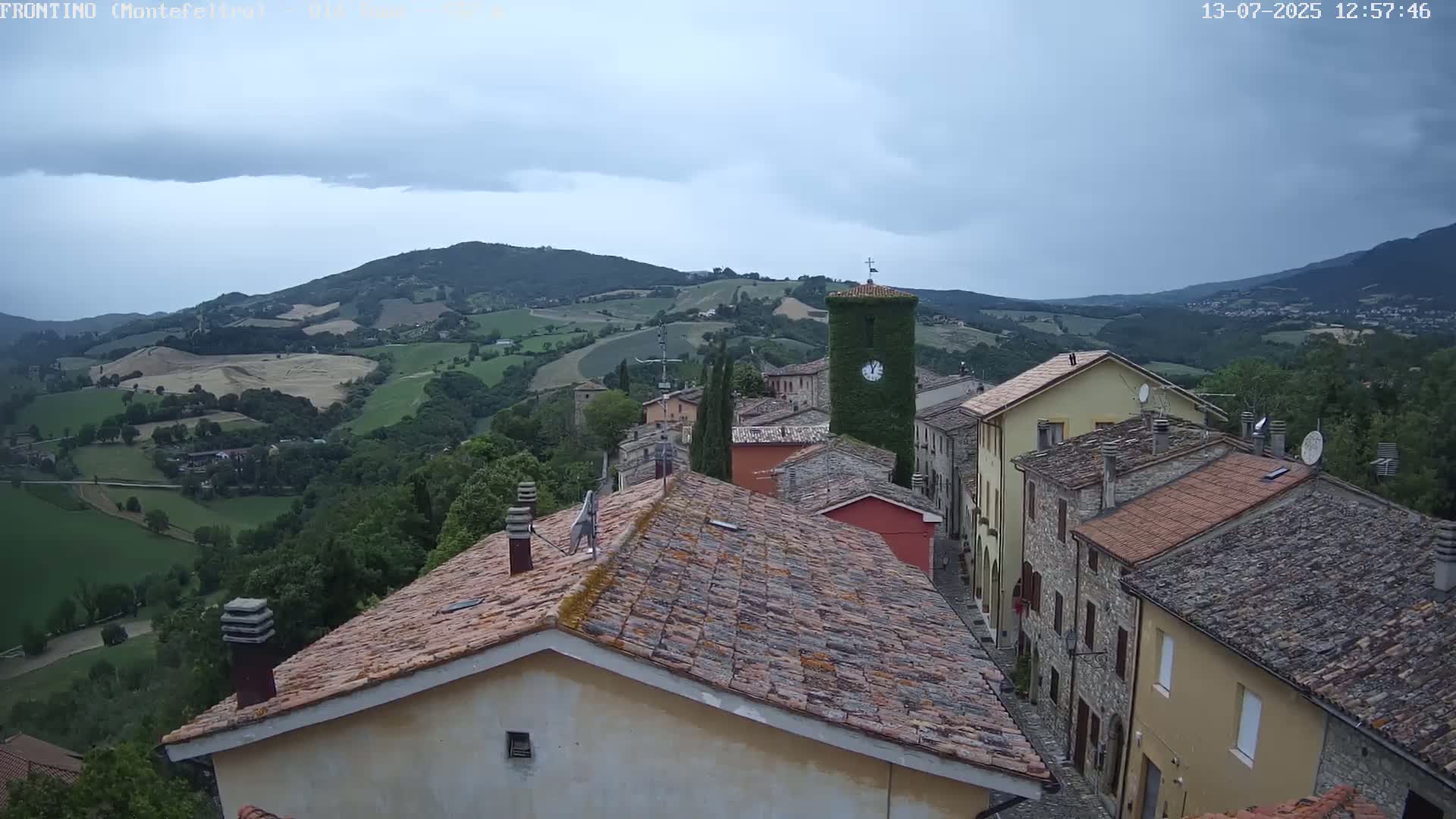 Frontino, Old Town Live Cam - Pesaro & Urbino, Marche, Italy