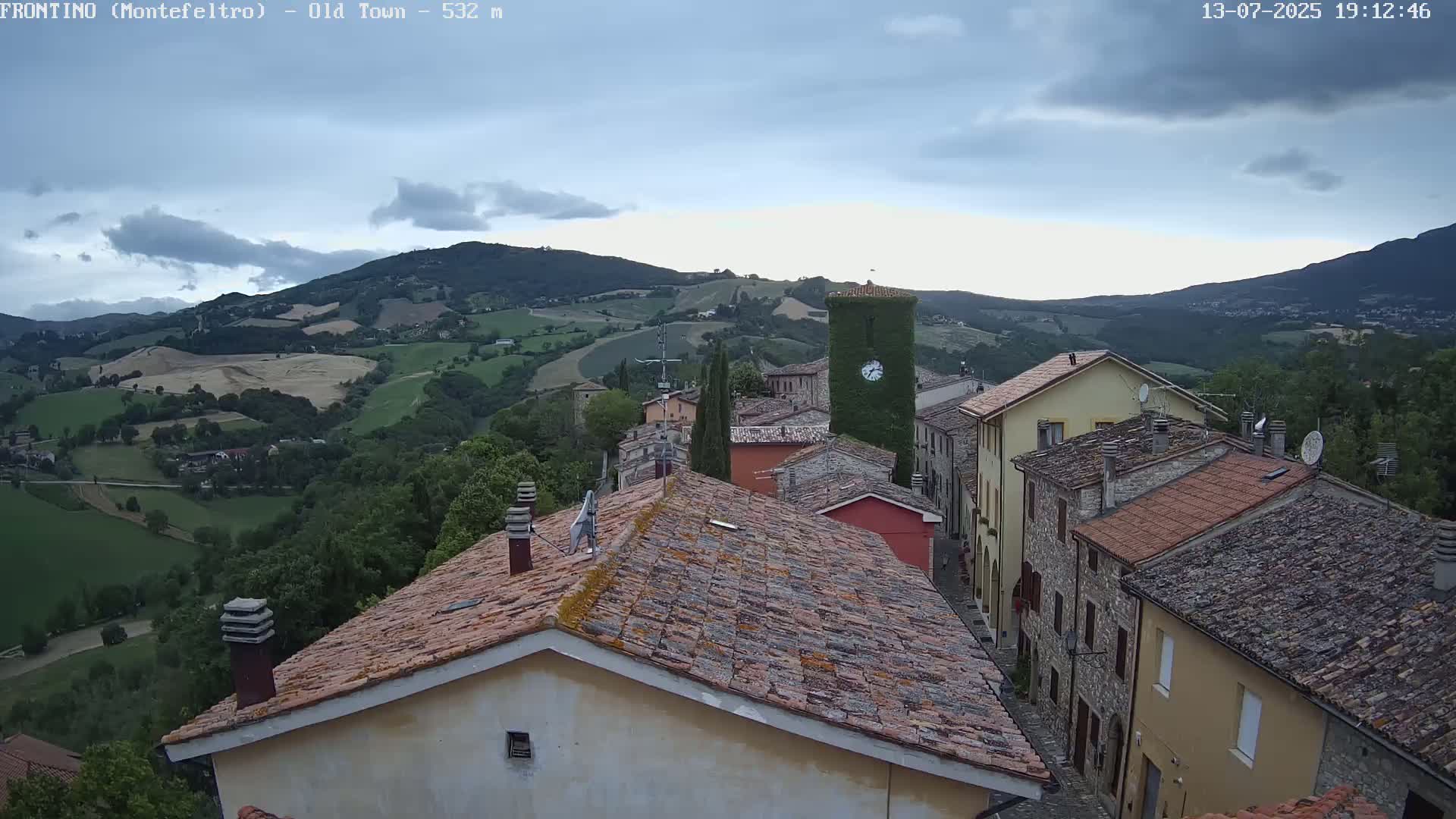Frontino, Old Town Live Cam - Pesaro & Urbino, Marche, Italy