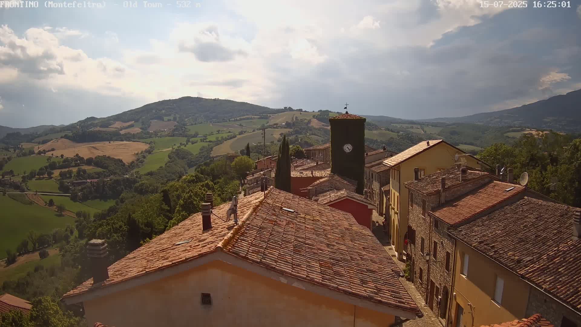 Frontino, Old Town Live Cam - Pesaro & Urbino, Marche, Italy