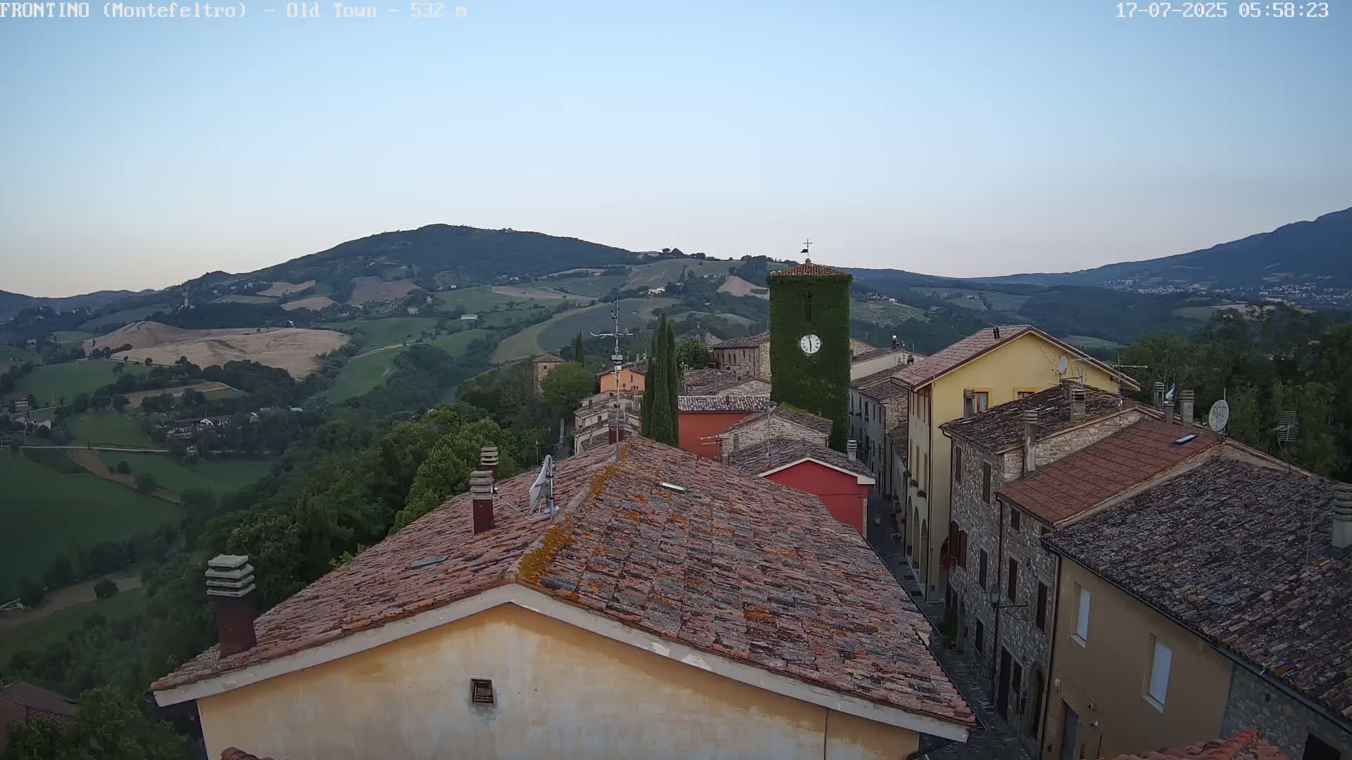 Frontino, Old Town Live Cam - Pesaro & Urbino, Marche, Italy
