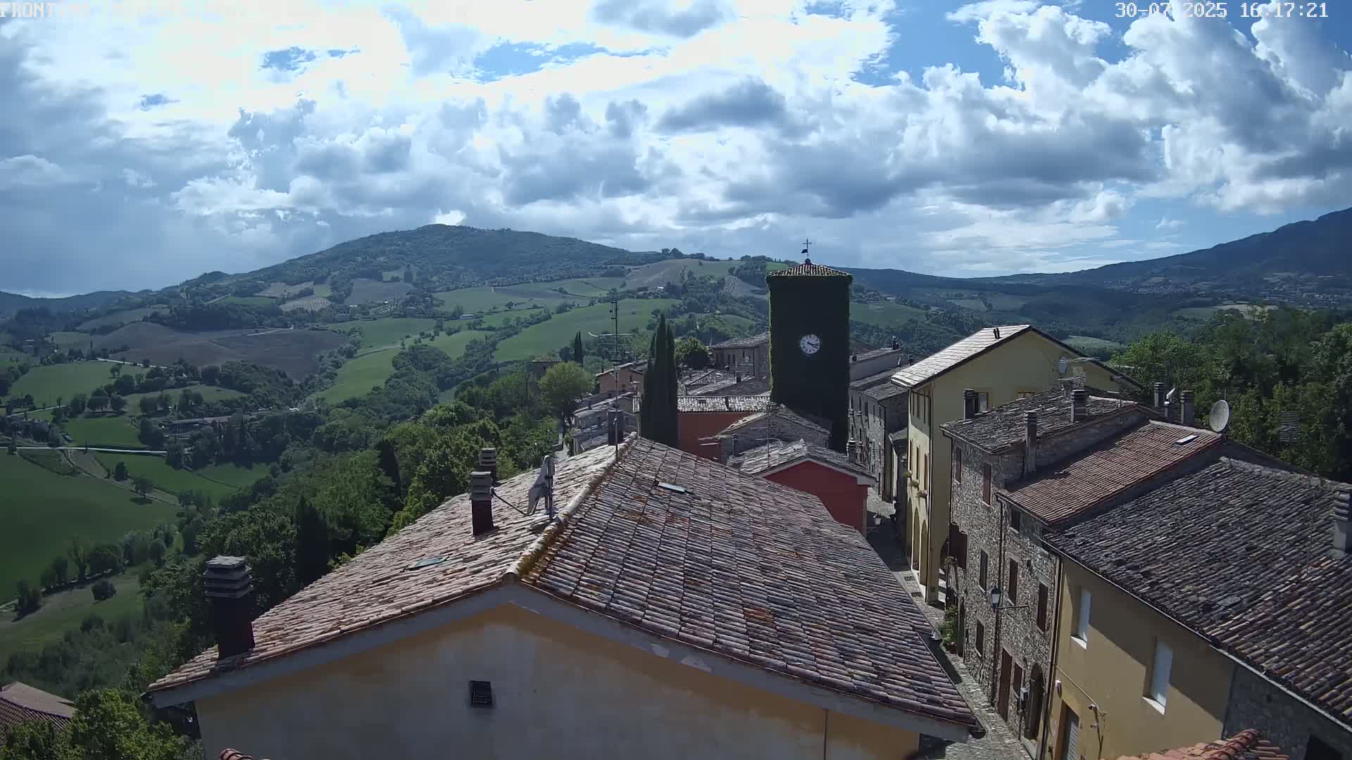 Frontino, Old Town Live Cam - Pesaro & Urbino, Marche, Italy