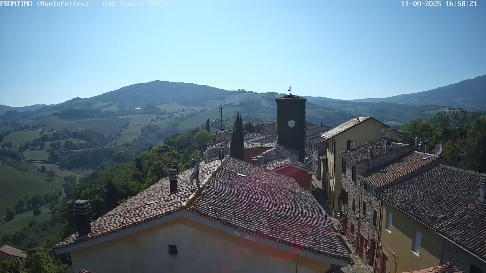 Frontino, Old Town Live Cam - Pesaro & Urbino, Marche, Italy