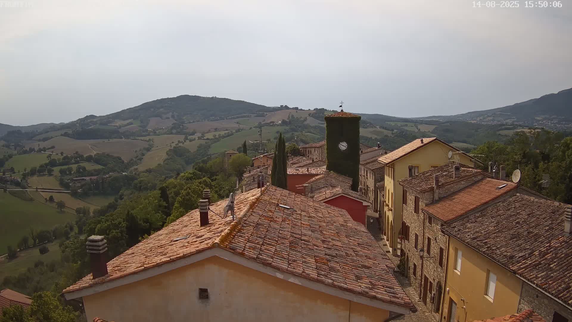 Frontino, Old Town Live Cam - Pesaro & Urbino, Marche, Italy
