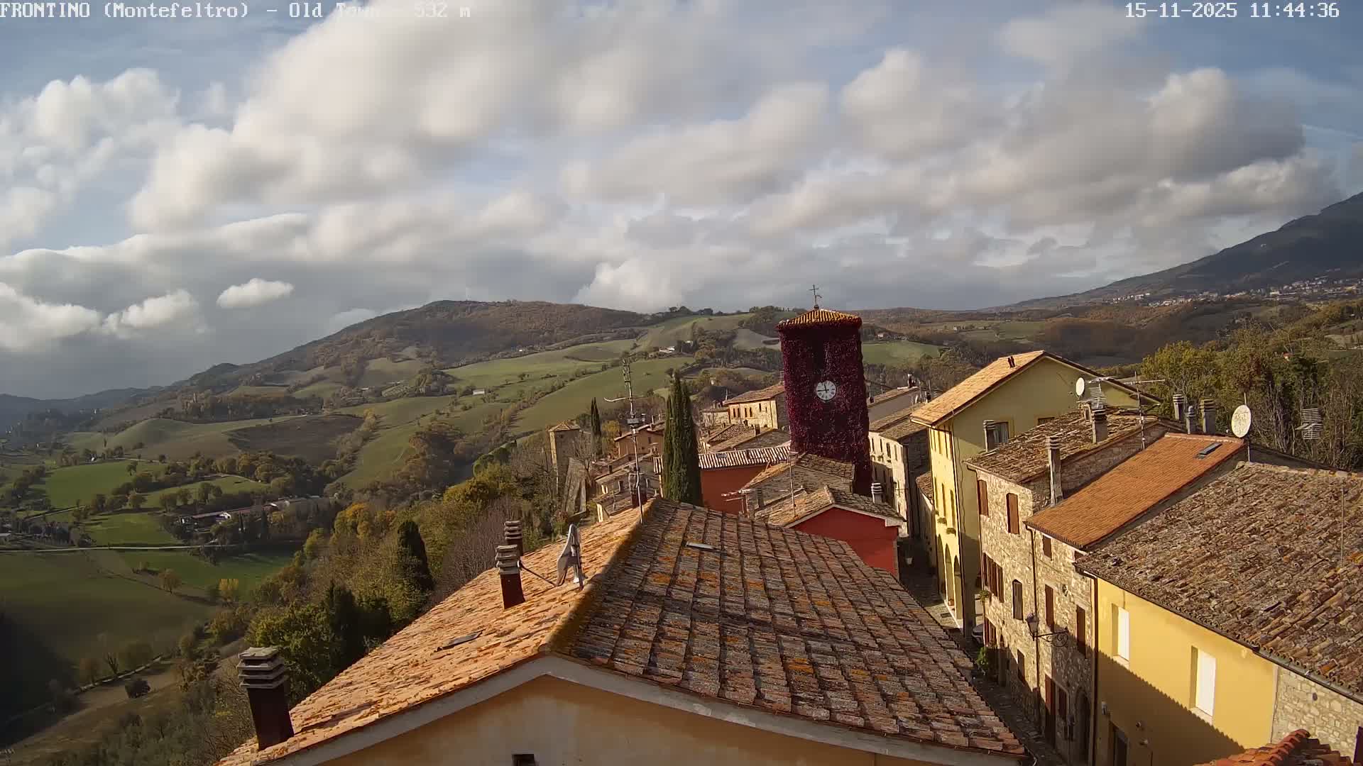 Frontino, Old Town Live Cam - Pesaro & Urbino, Marche, Italy