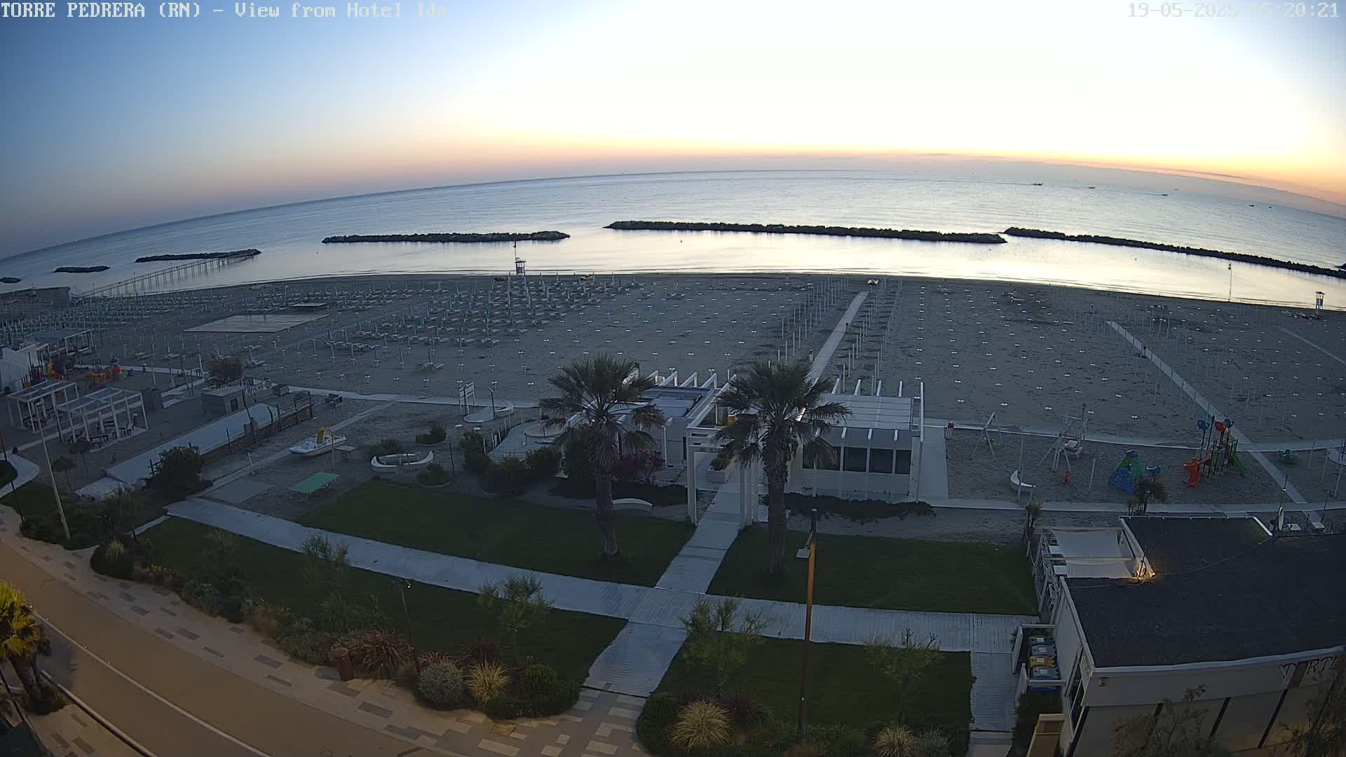 Rimini, Torre Pedrera Beach Live Cam - Emilia-Romagna, Italy