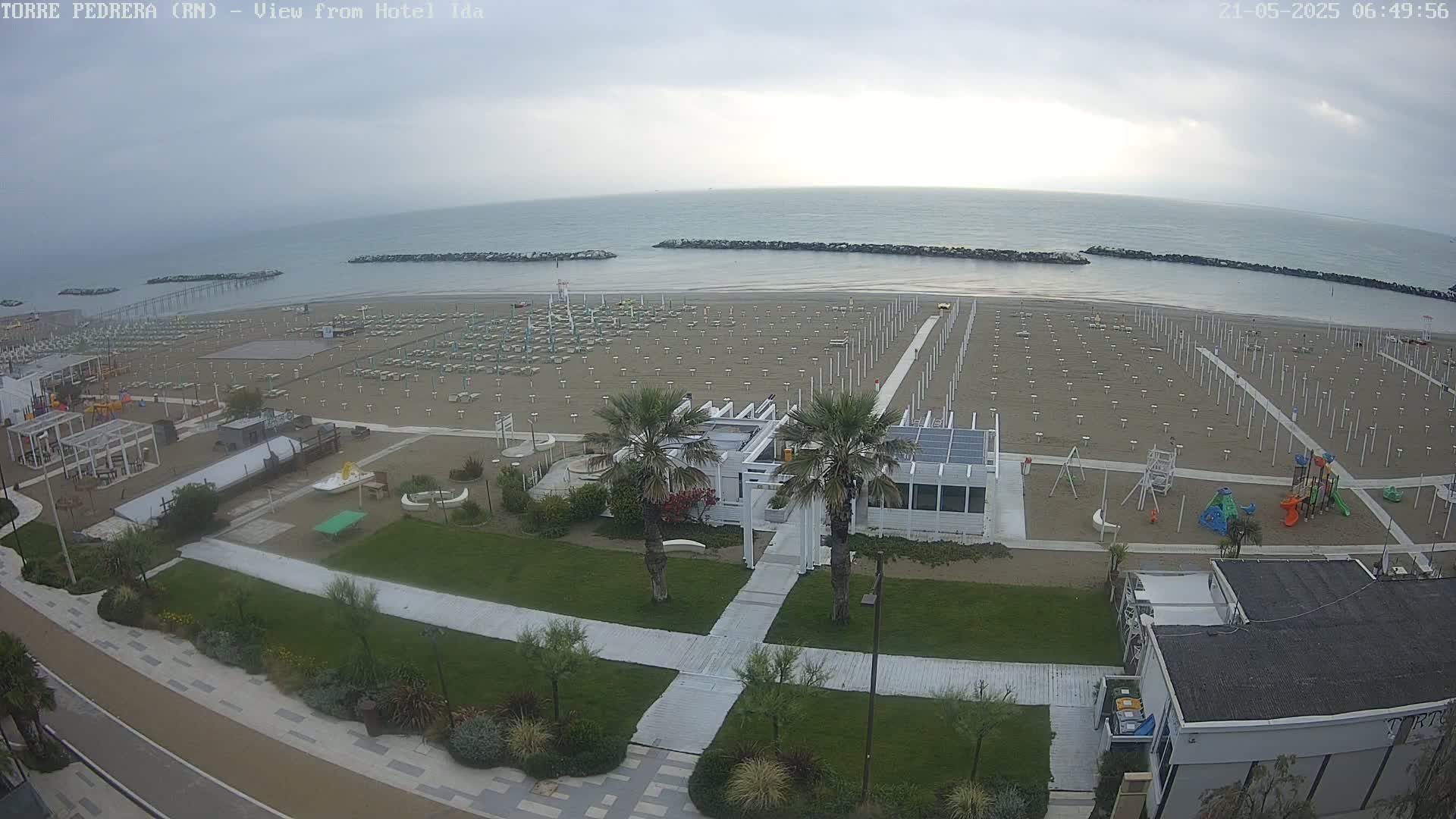 Rimini, Torre Pedrera Beach Live Cam - Emilia-Romagna, Italy