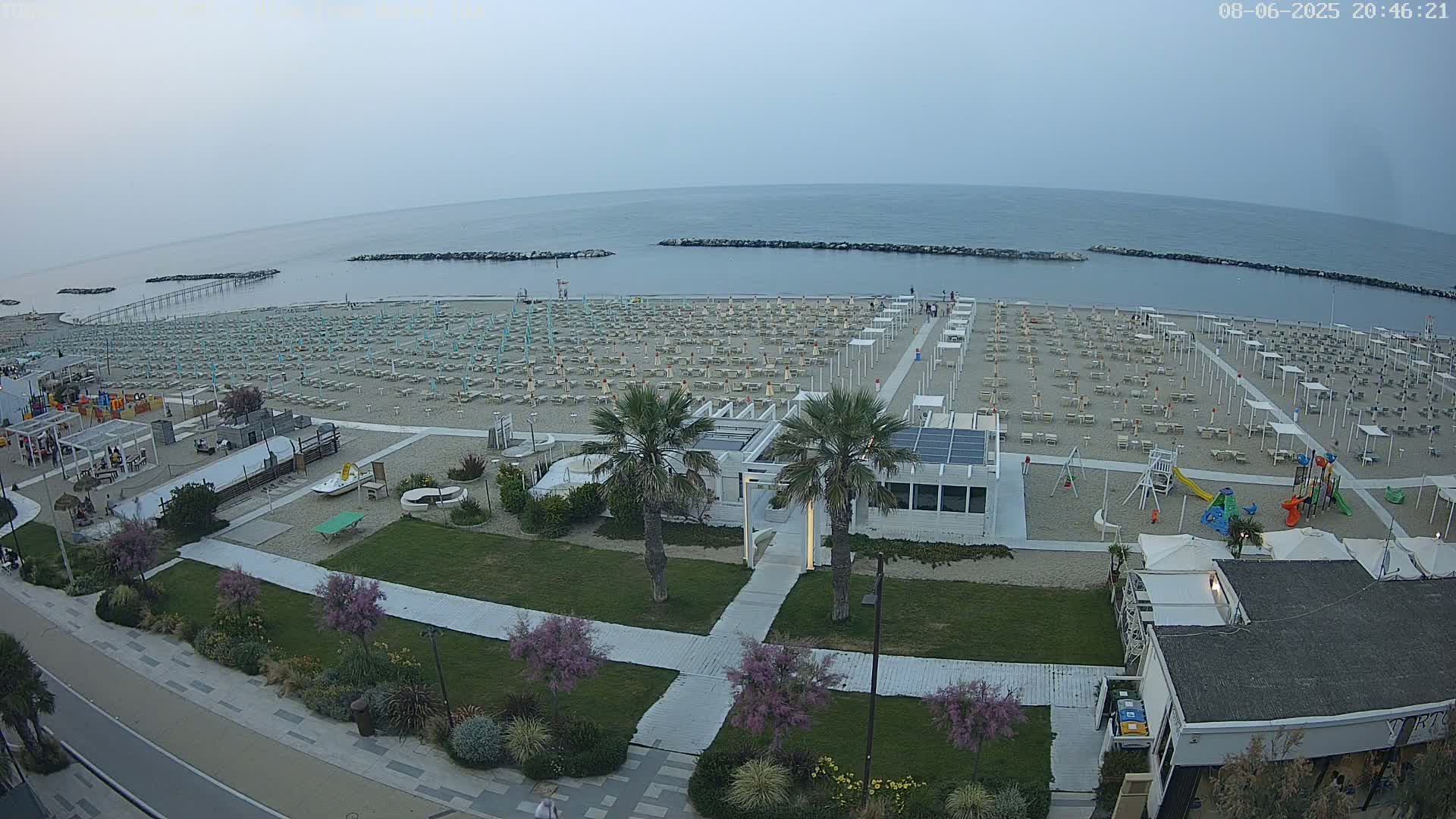 Rimini, Torre Pedrera Beach Live Cam - Emilia-Romagna, Italy